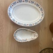 St Amand iron earth dishes