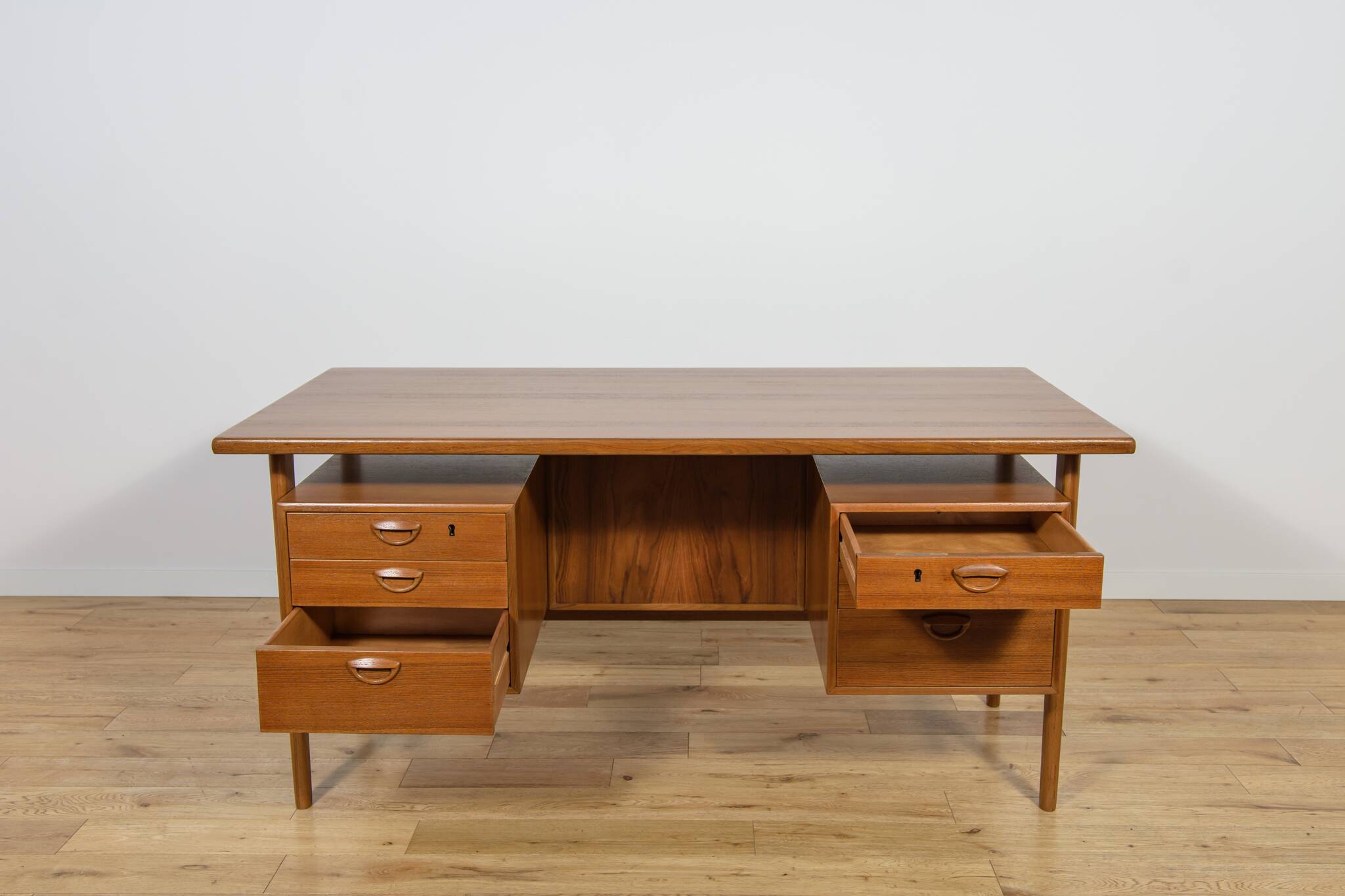Mid-century freestanding teak desk by Kai Kristiansen for Feldballes Møbelfabrik, 1960s