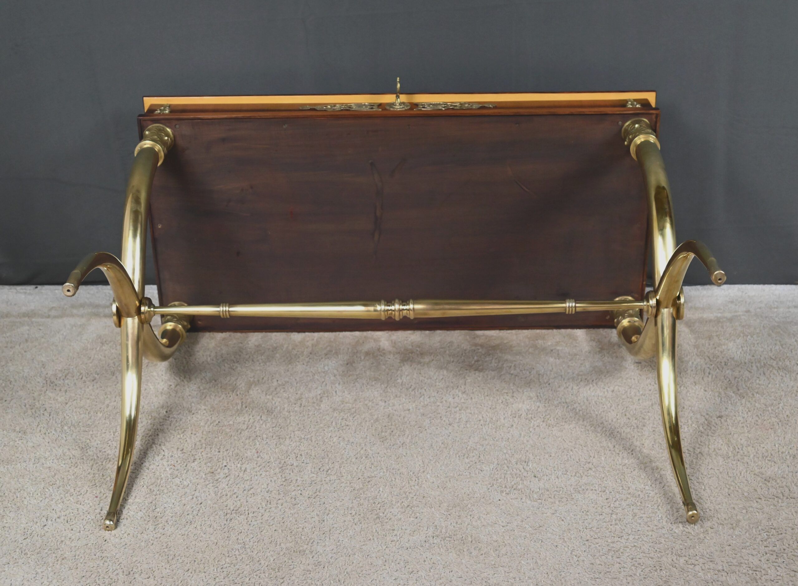 Console en placage d’acajou, style Empire – 1re partie XXe
