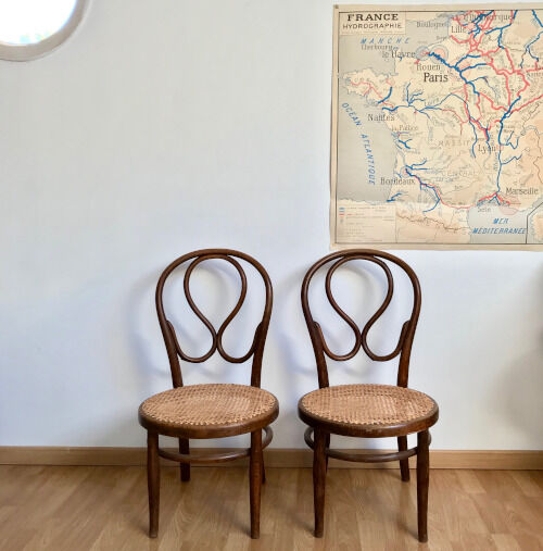 Omega Thonet chairs no.20