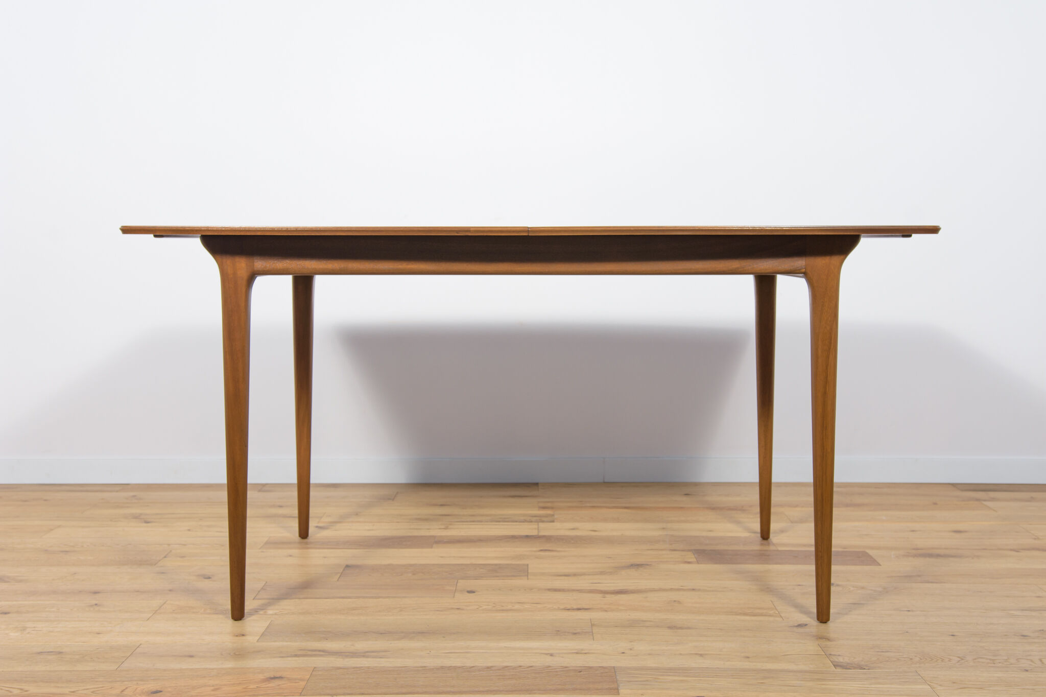 Mid-Century Teak Extendable Dining Table from McIntosh, 1960s
