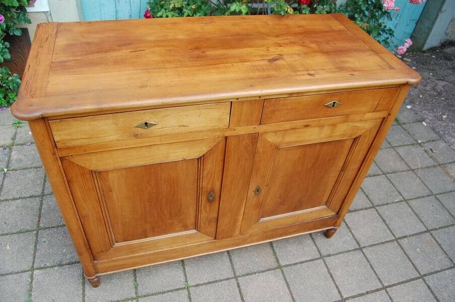 Louis Philippe period sideboard in cherry wood from the 19th century