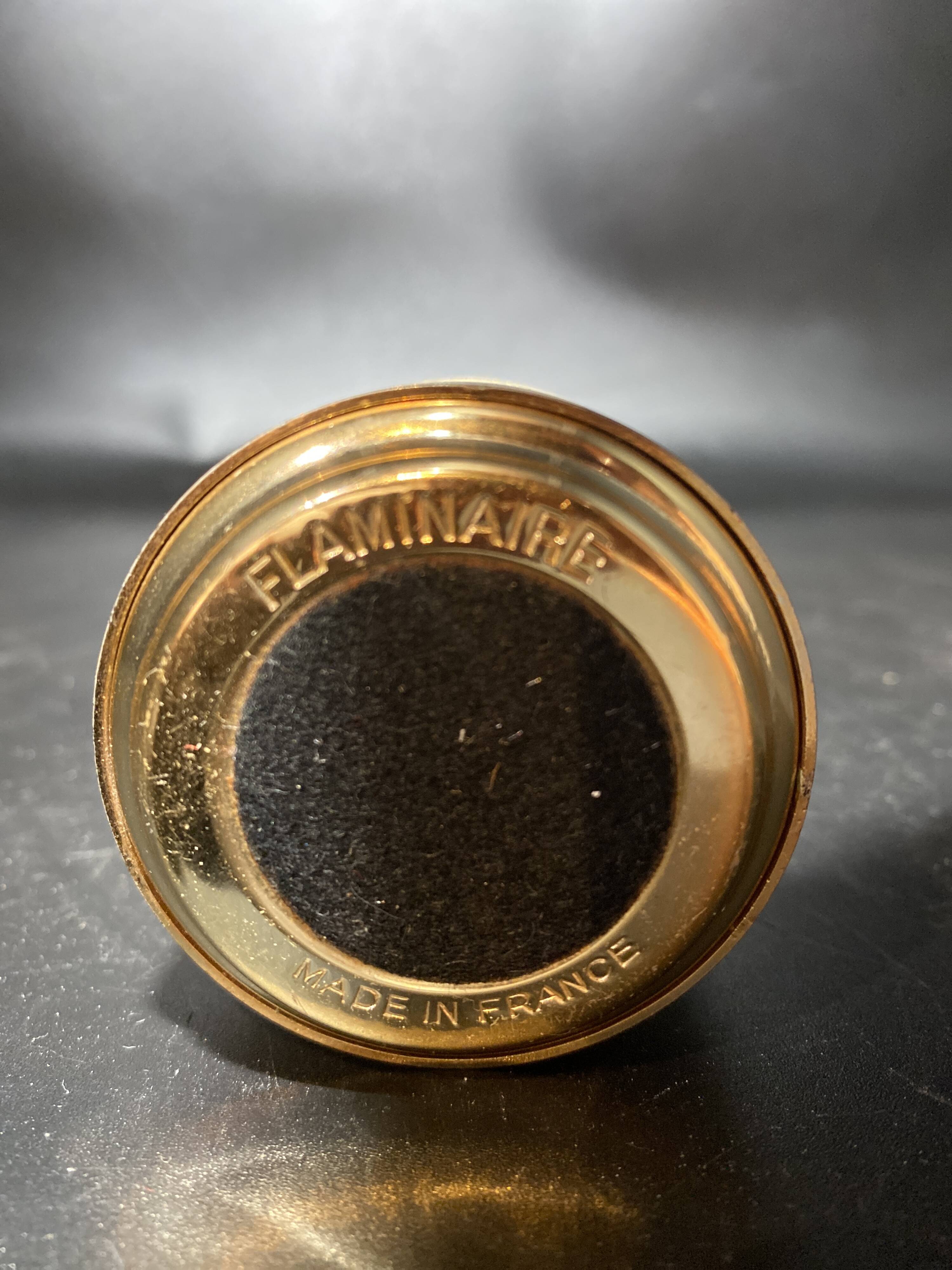 Flaminaire in gold metal