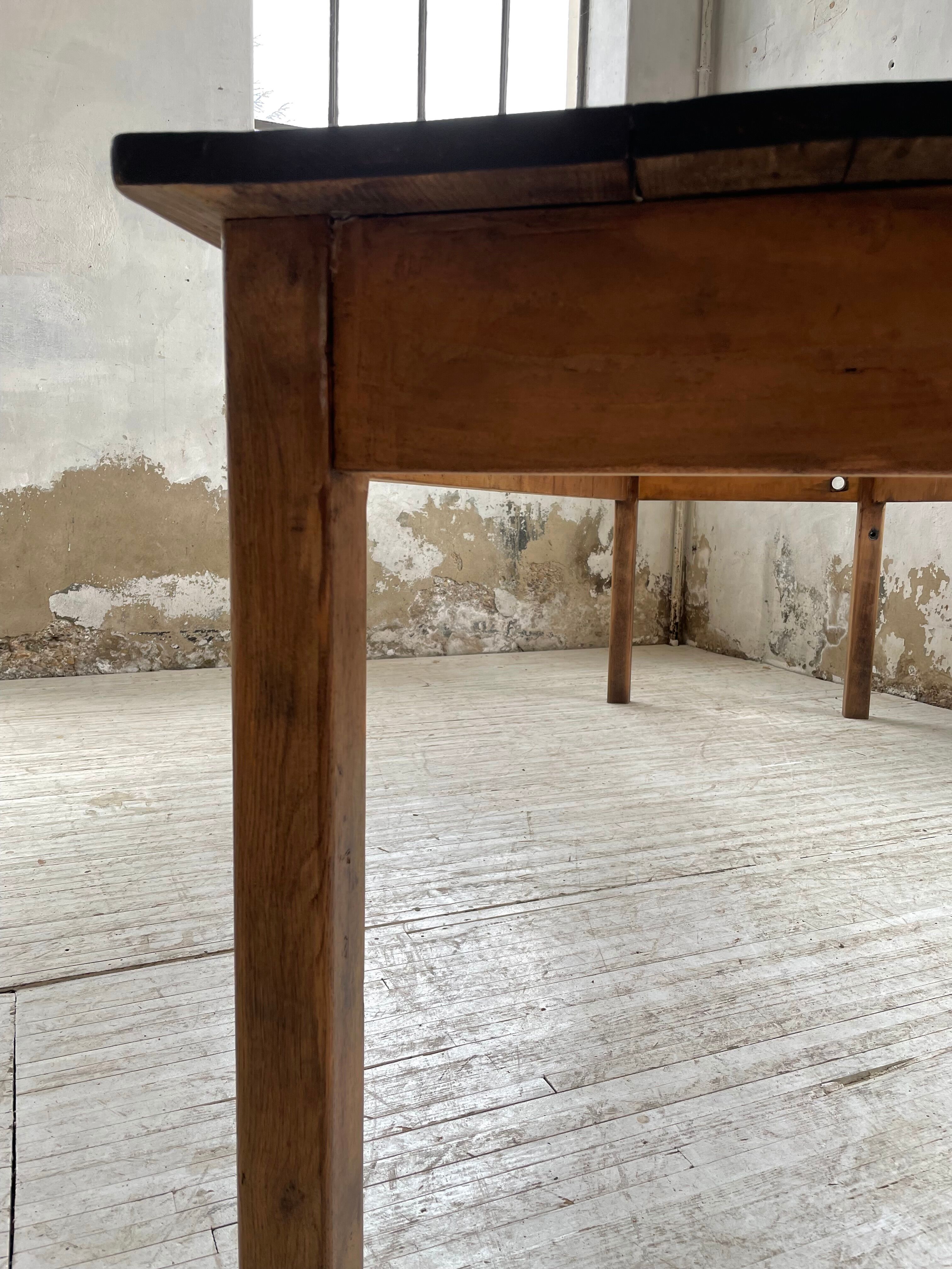 Black pine farm table 250 cm