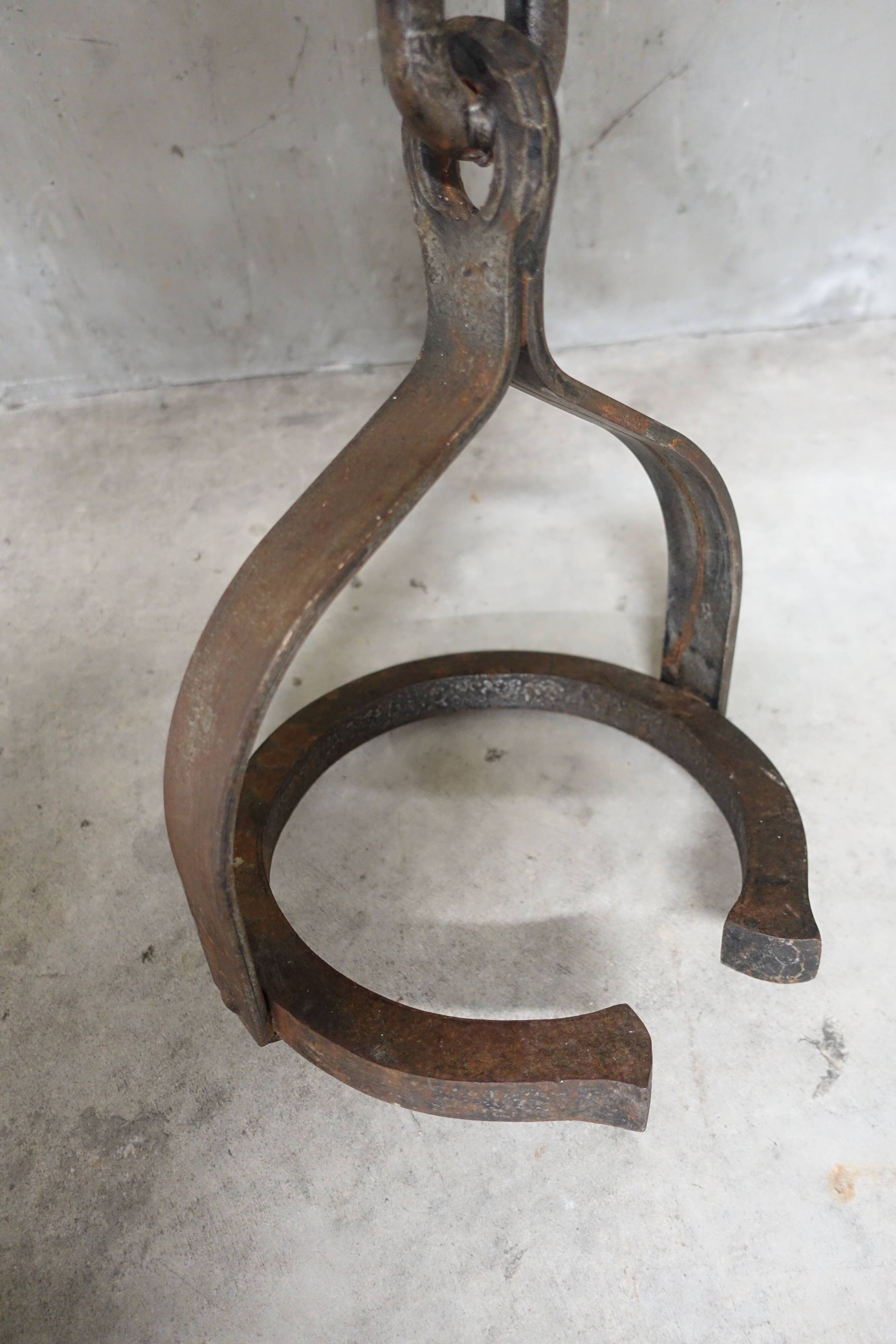 Brutalist wrought iron chain floor lamp 1960s
