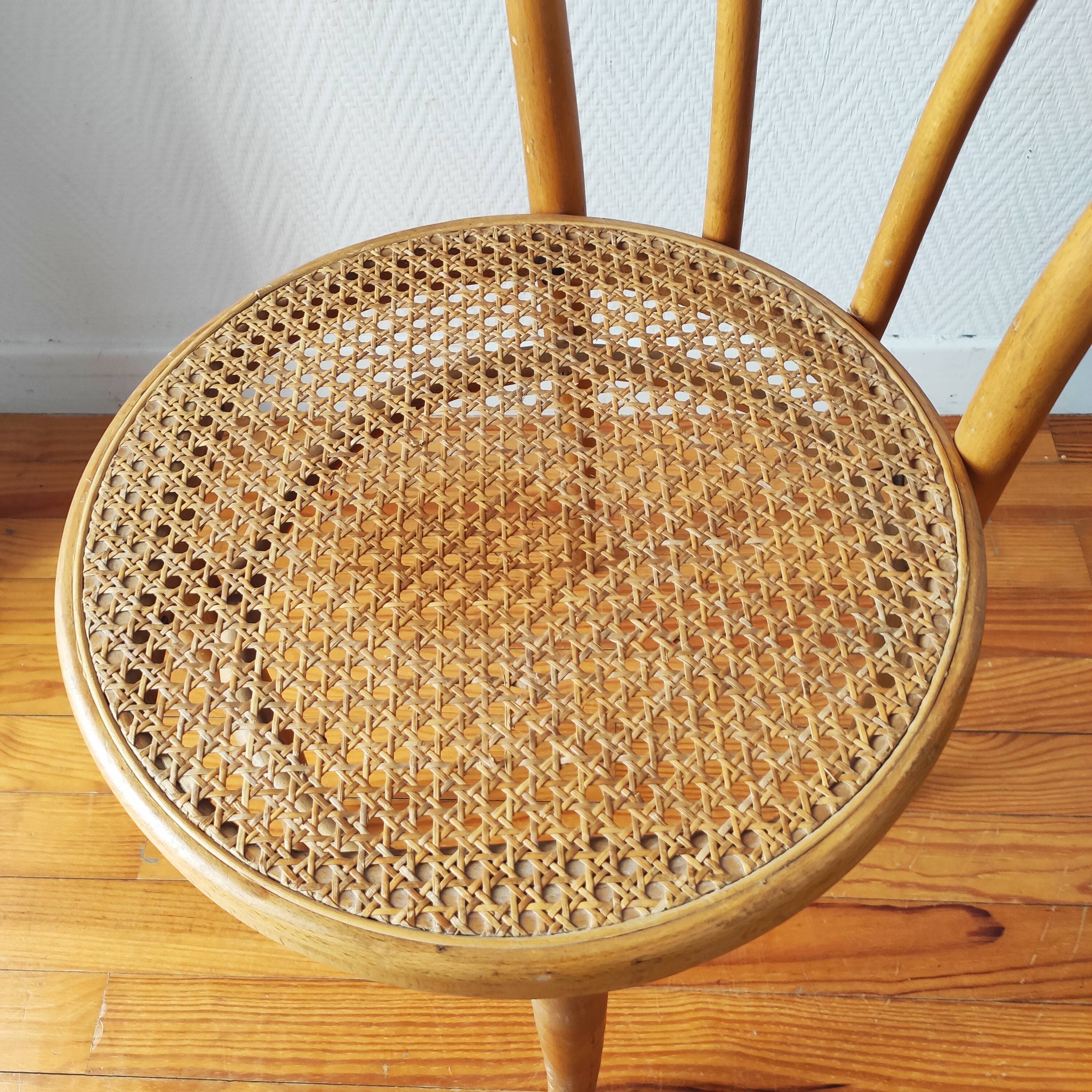 Chaise bistrot vintage assise en cannage