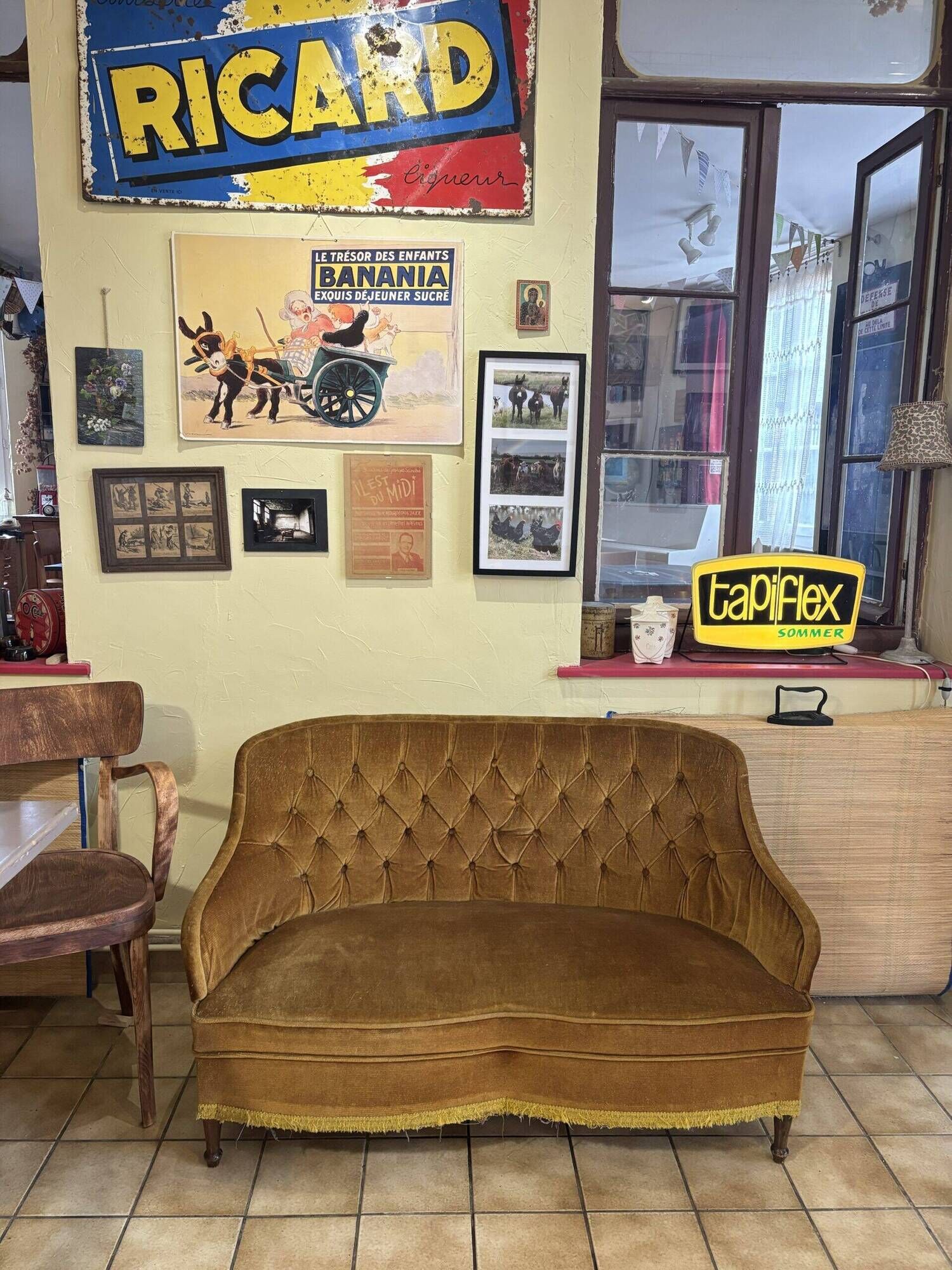 Mustard velvet toad stool bench