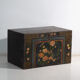 Coffre ancien peint en bois de pin – Chine, vers 1900