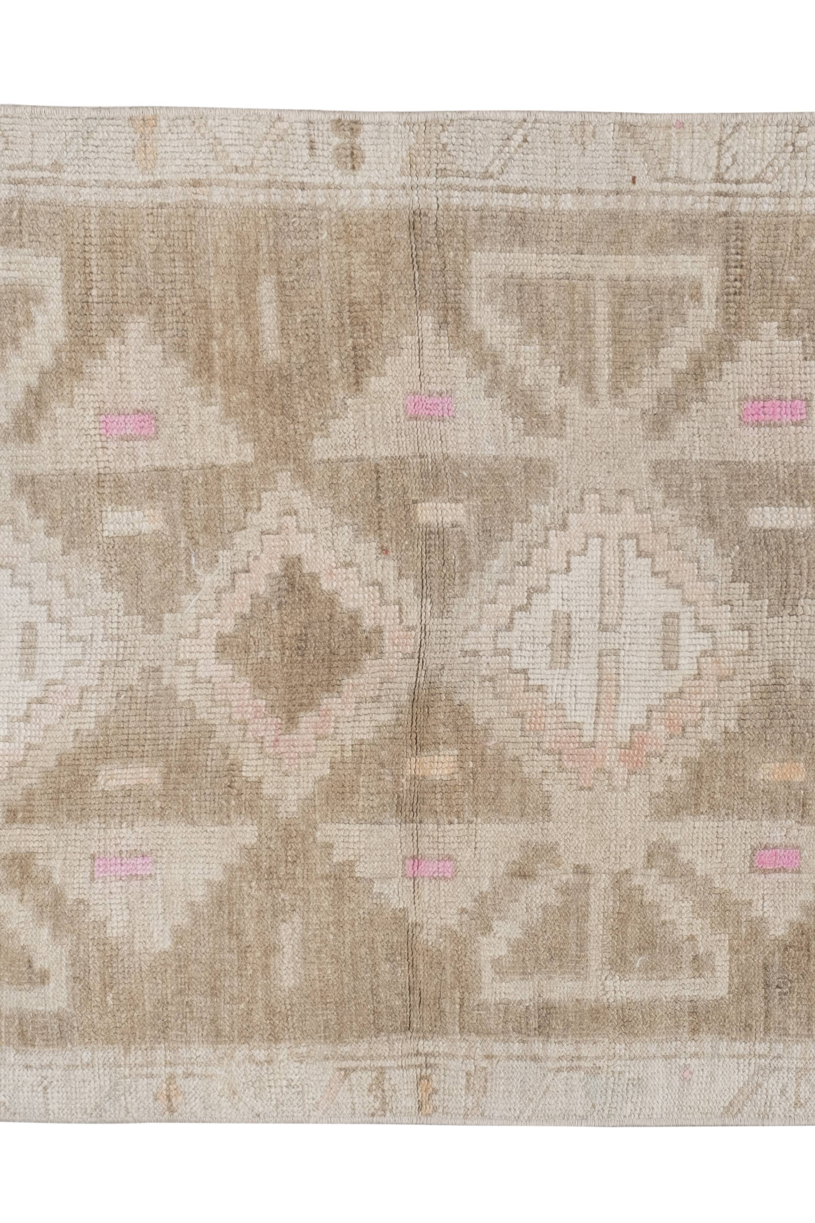 Soft Color Turkish Antique Small Handmade Traditional Door Mat Small Rug