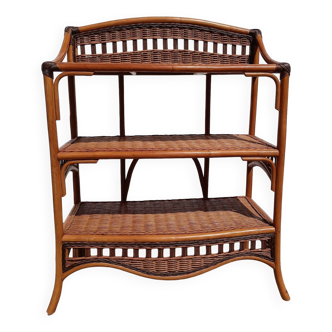 Rattan shelf on foot