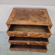 Louis XVI period chest of drawers in marquetry