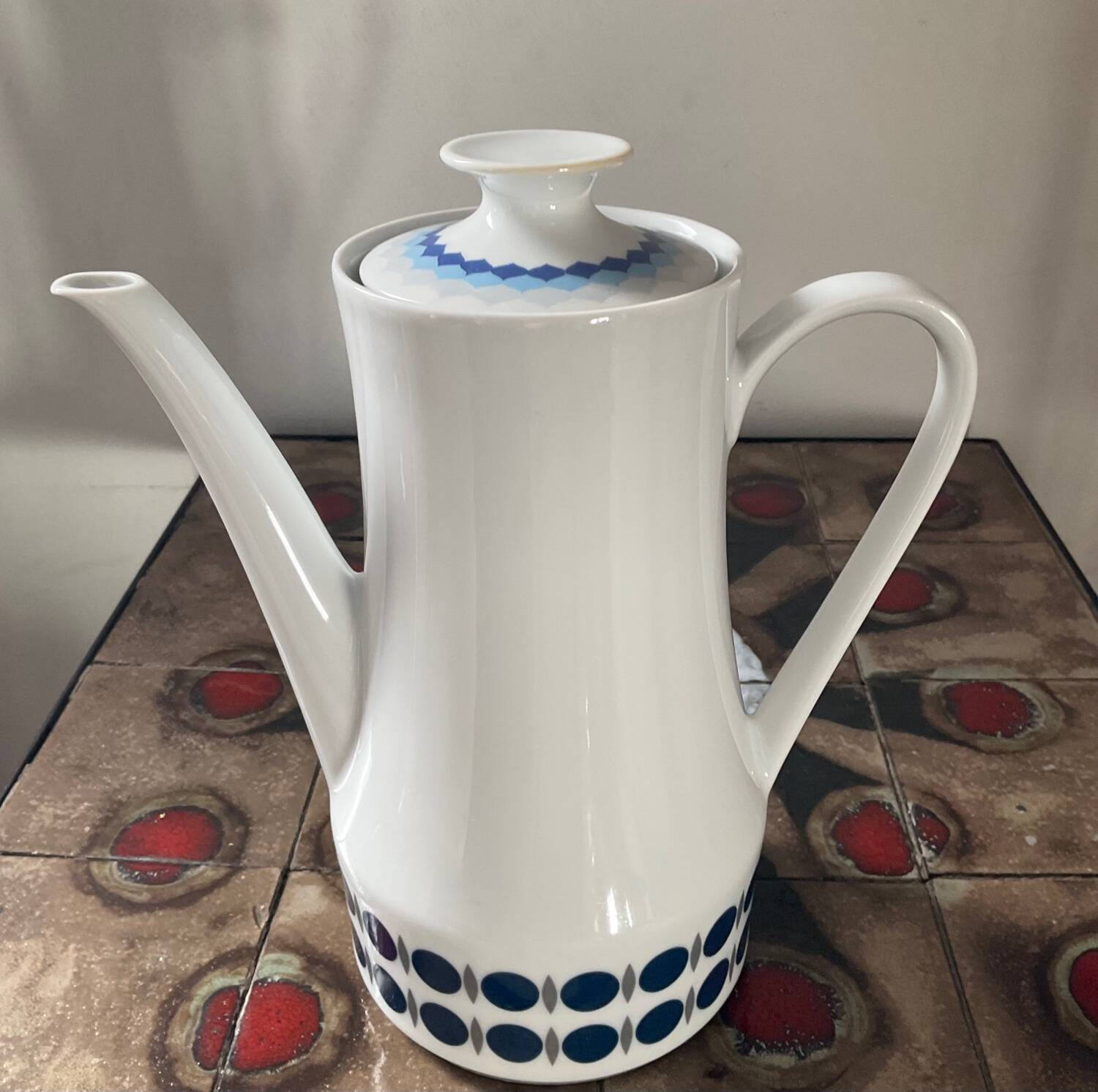 Vintage porcelain coffee maker from the 70s