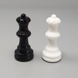 1970s Gorgeous Black and White Chess Set in Volterra Alabaster Handmade.  Made in Italy