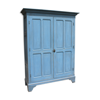 Trade cabinet