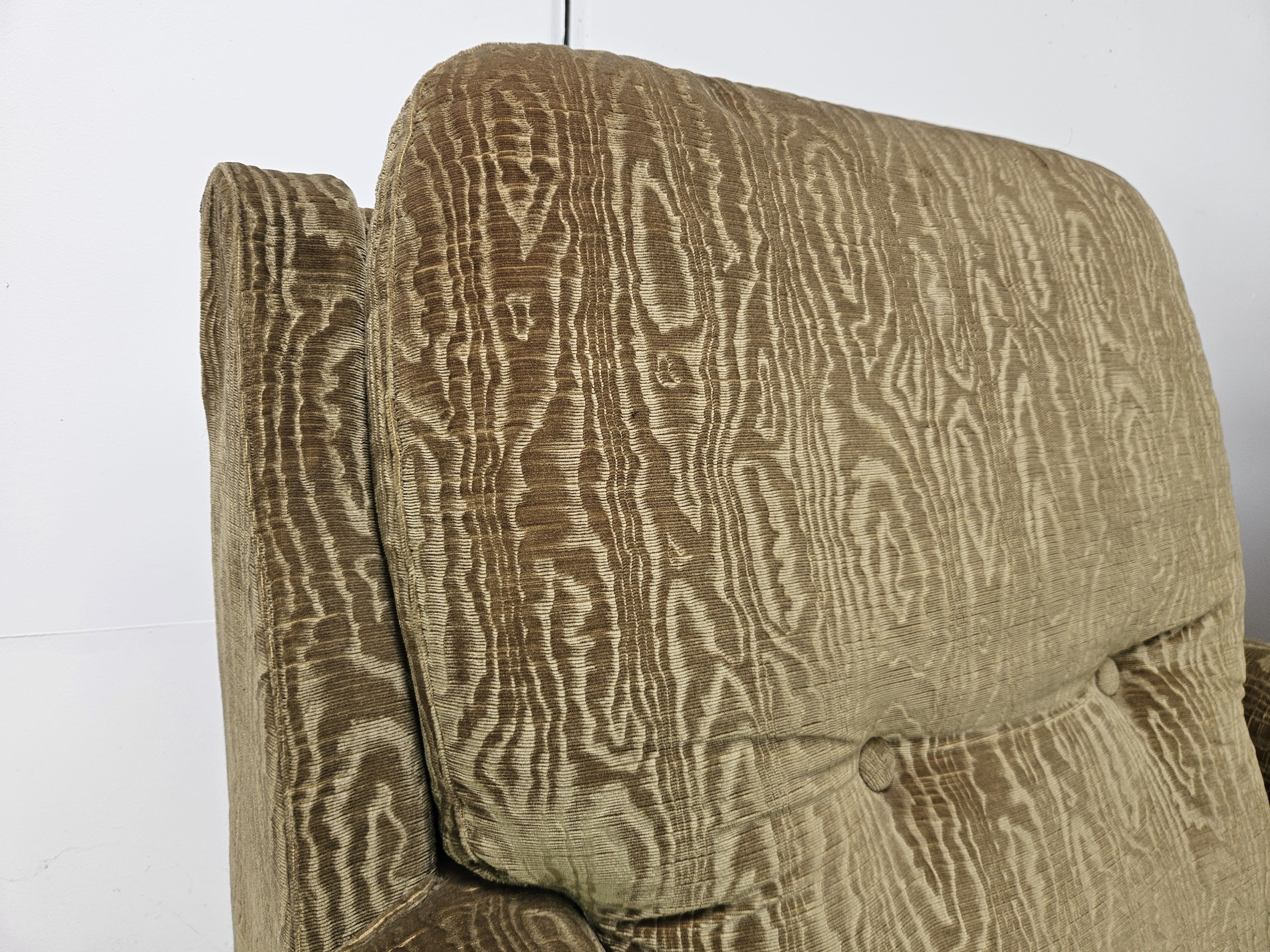 Pair of Italian armchairs from the 1970s