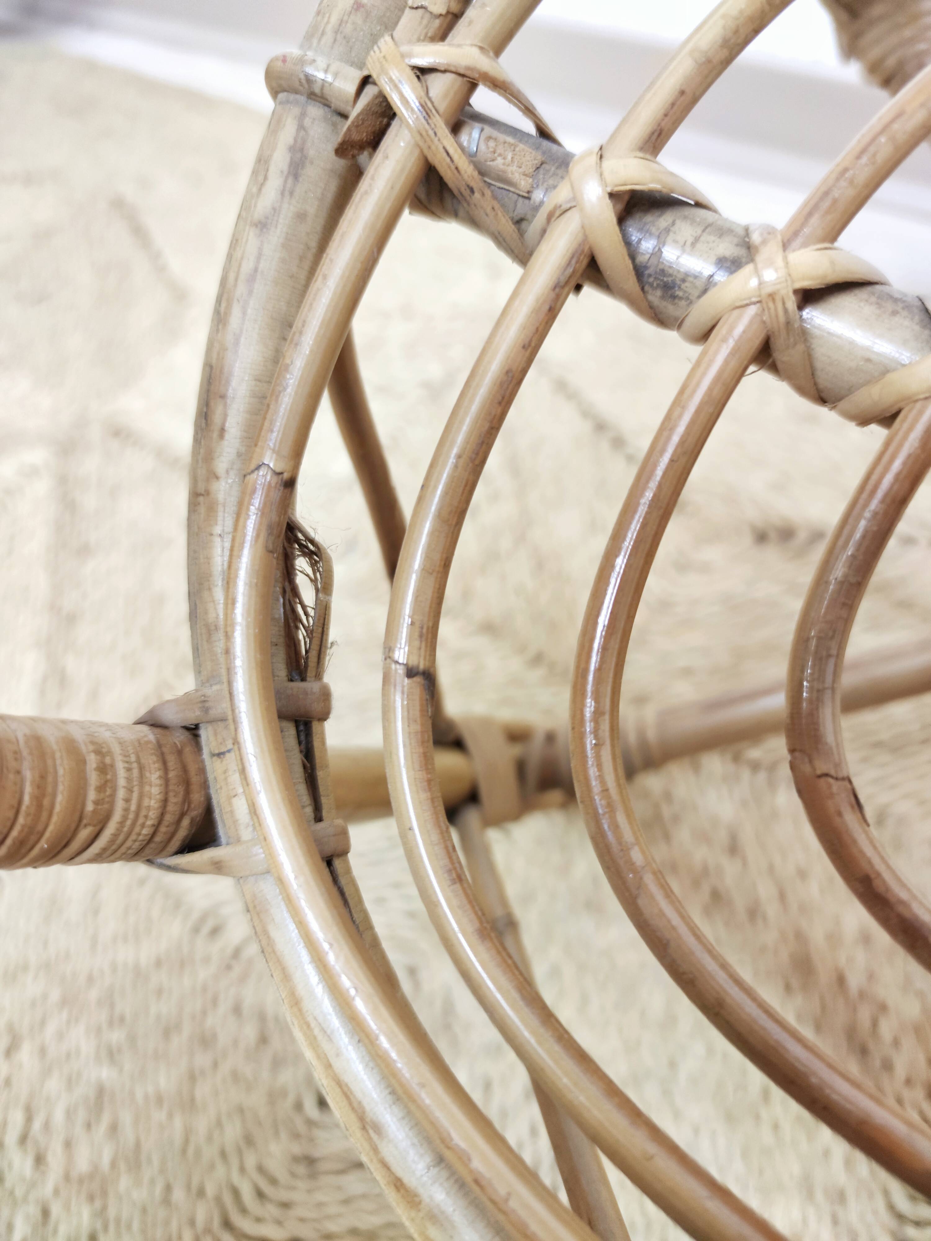 Child chair in rattan