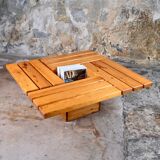 Pine coffee table with storage
