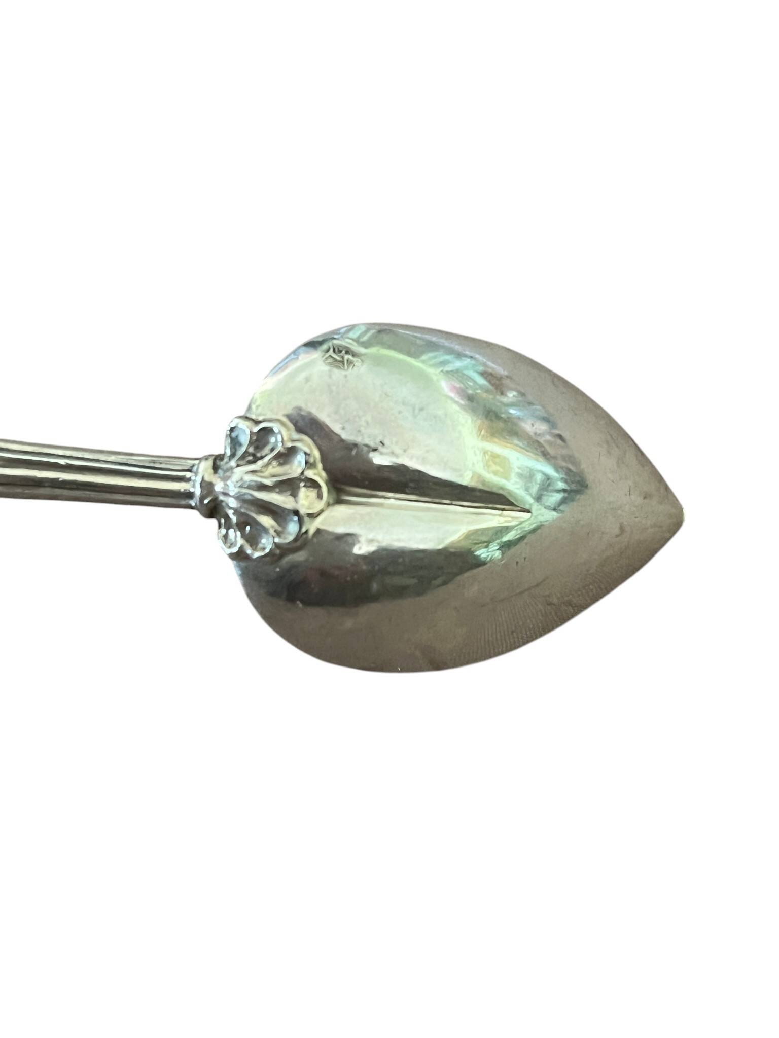 Silverware, medicine spoon with Minerva punch, 19th century.