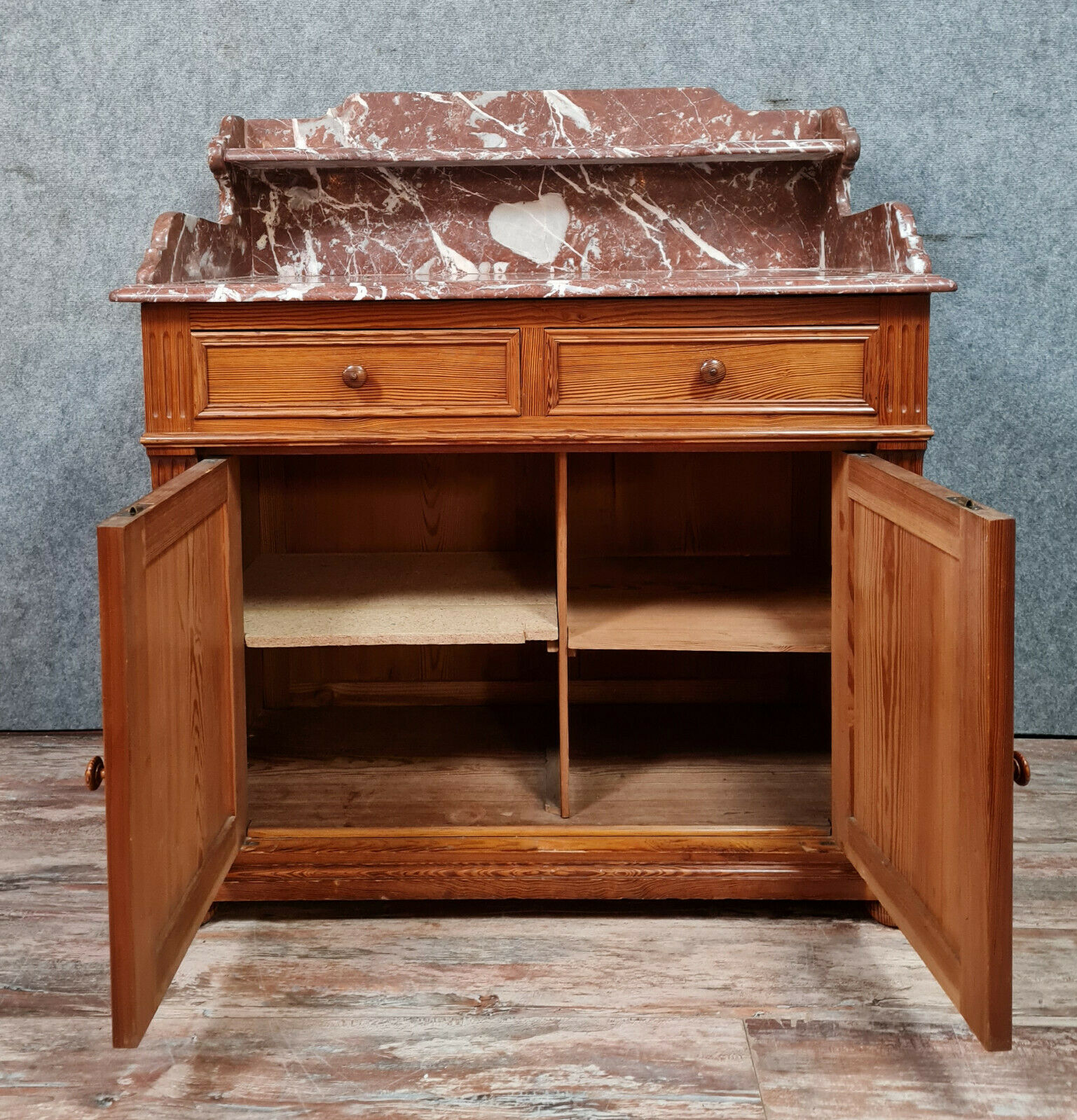 Toilet furniture period 1900 in pine patina honey