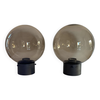 Pair of suspensions