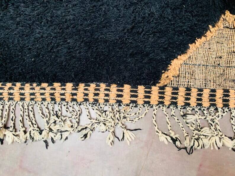 Handmade Moroccan rug 200cm x 300cm