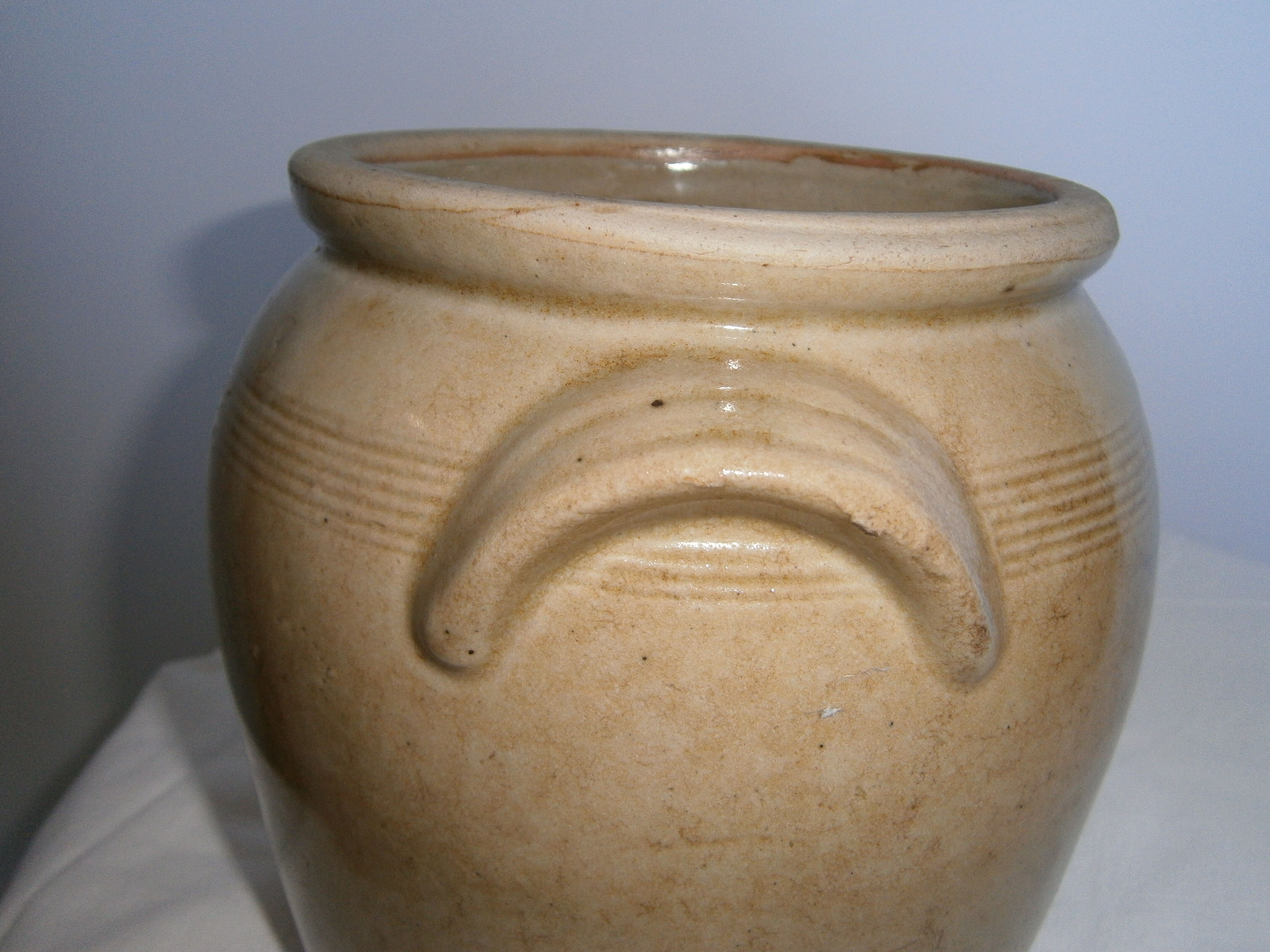 Sandstone pot
