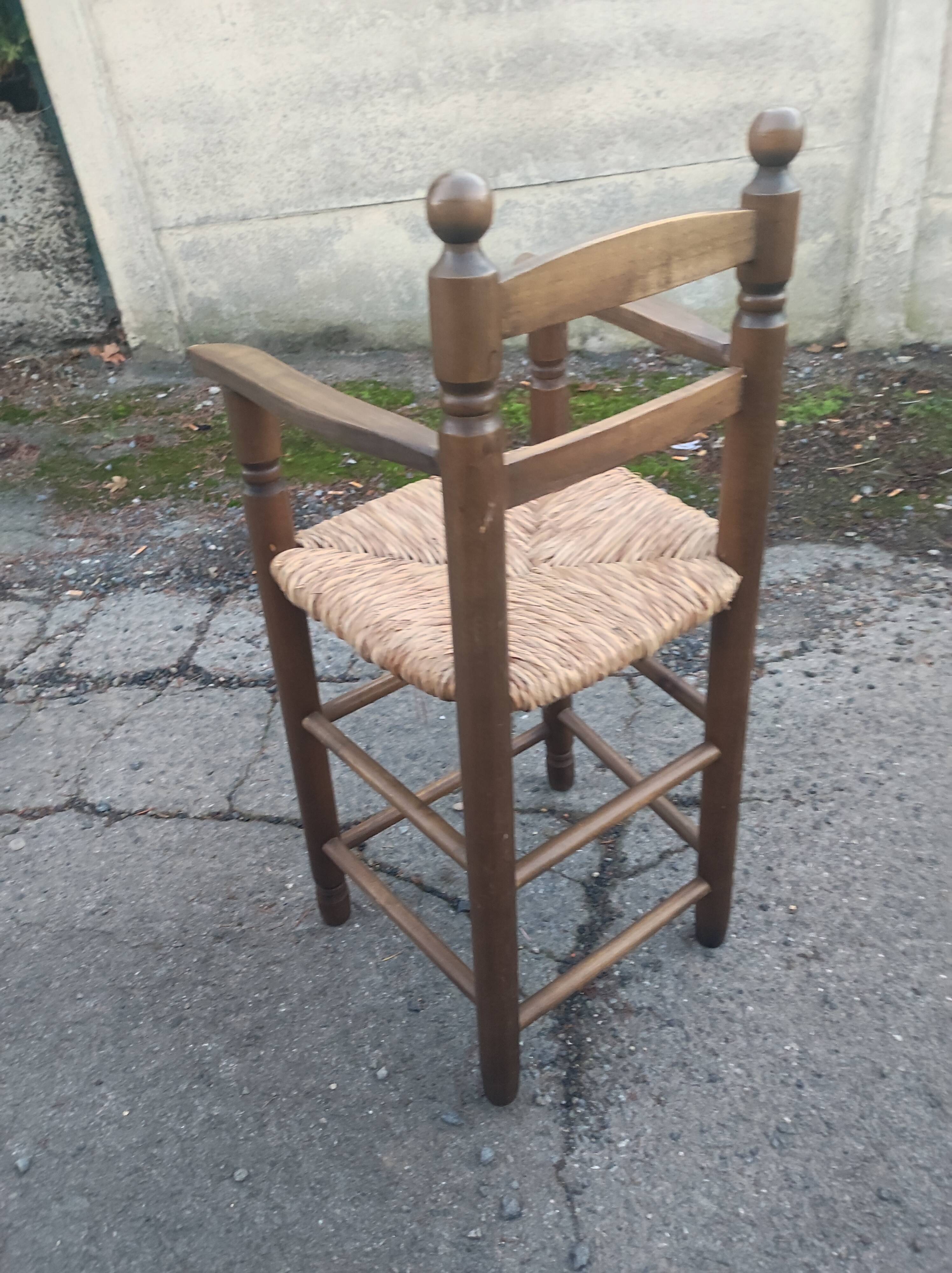 Mulched children's high chair and vintage wood