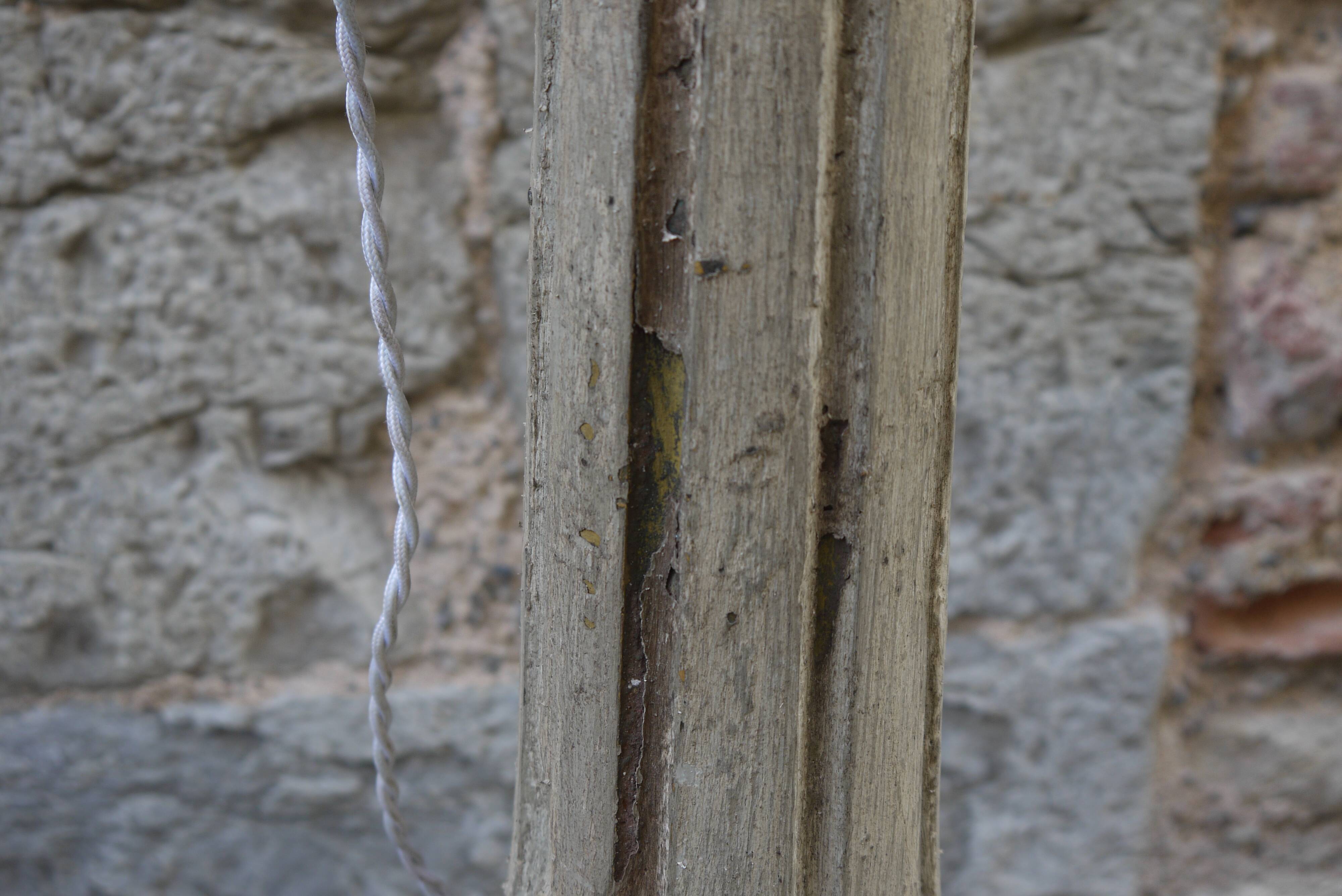 Baluster lamp foot in patinated wood
