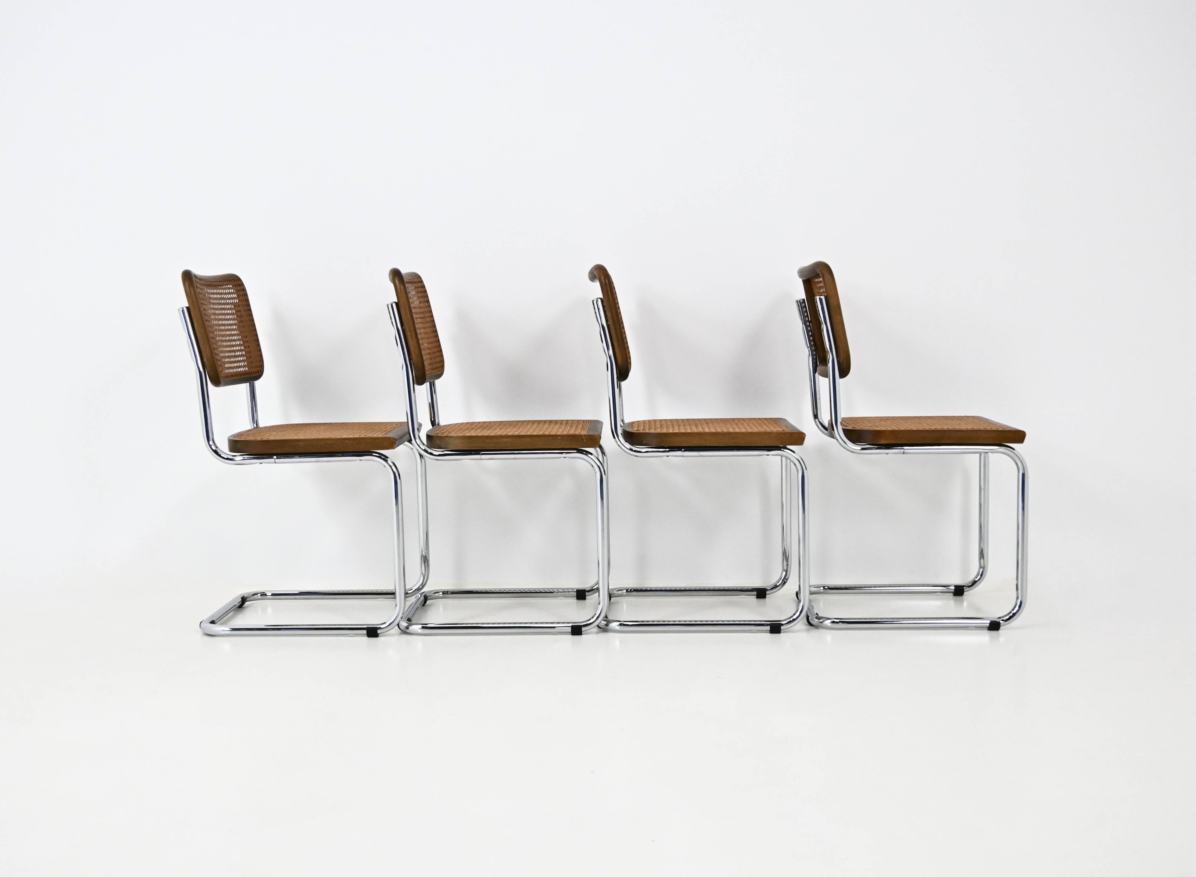 Ensemble de 4 chaises de salle à manger Style B32 de Marcel Breuer