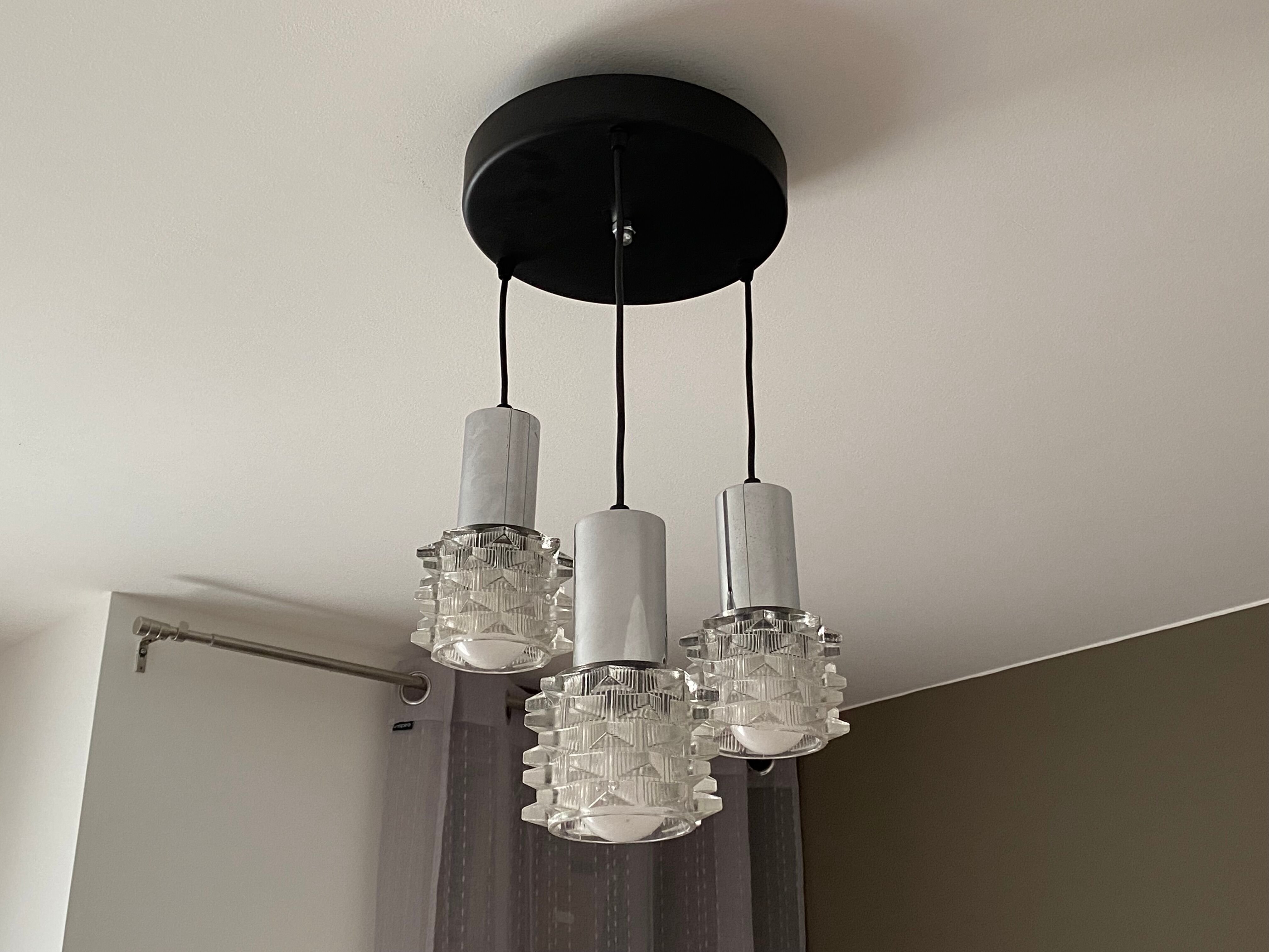 Suspension cascade raak. 3 steel and glass tubes. 1970