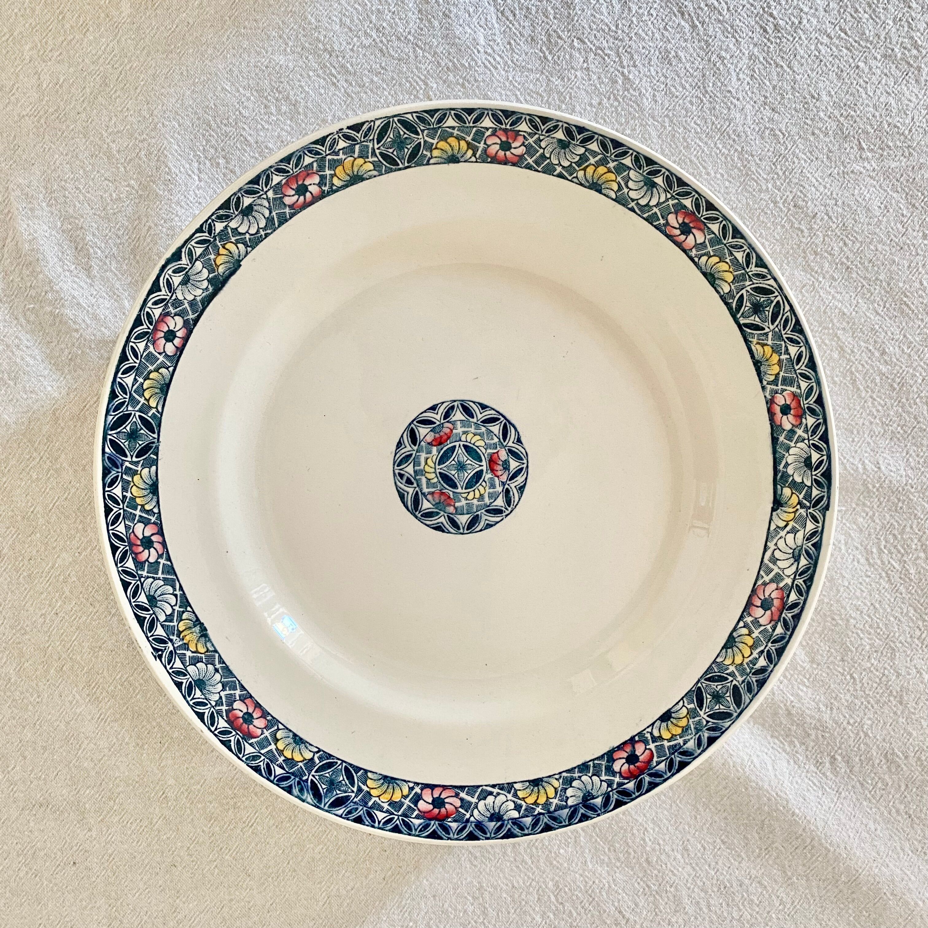 Flat plates iron earth Longchamp "Manon"