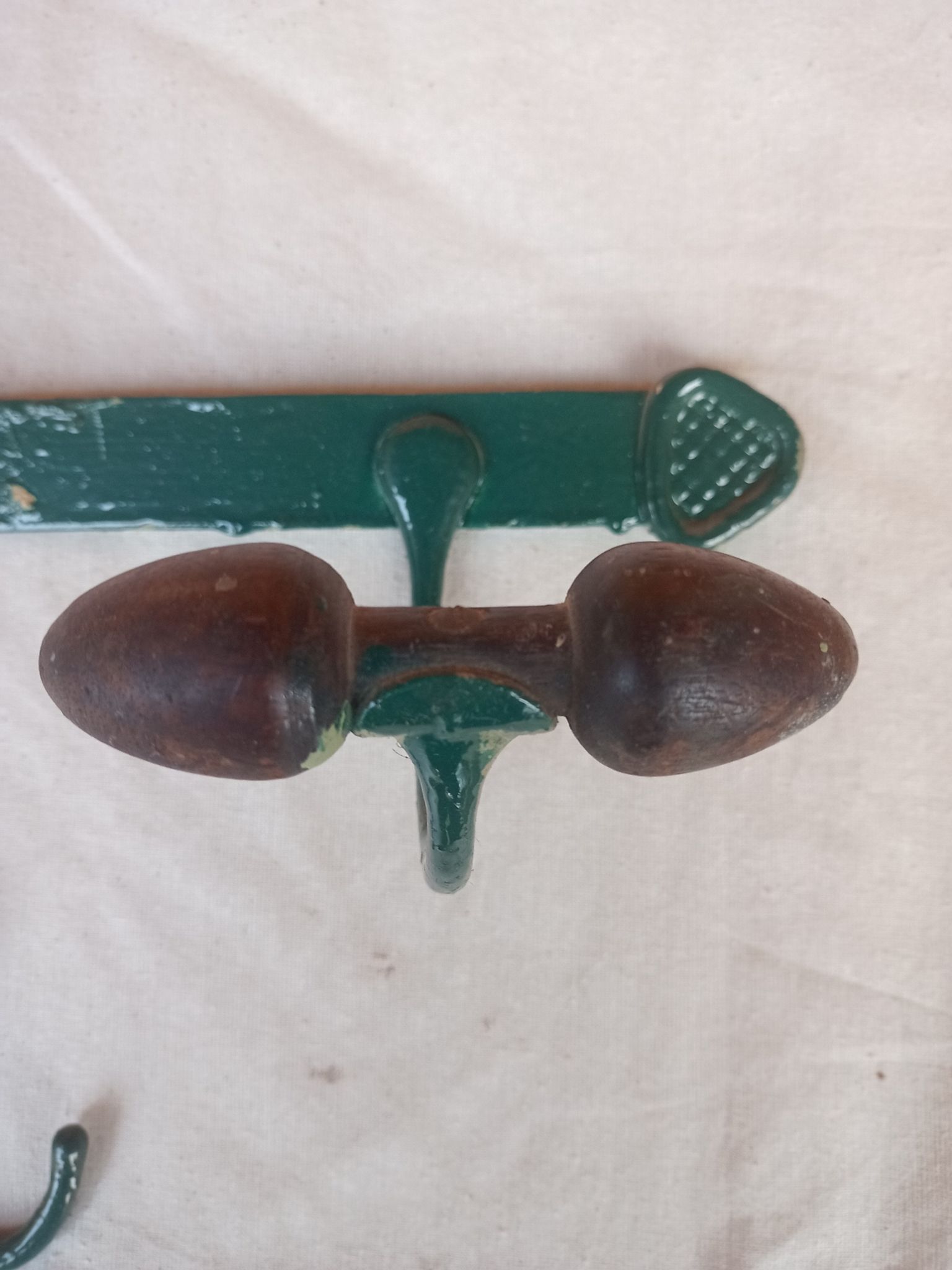 Wall coat rack in metal and old wood
