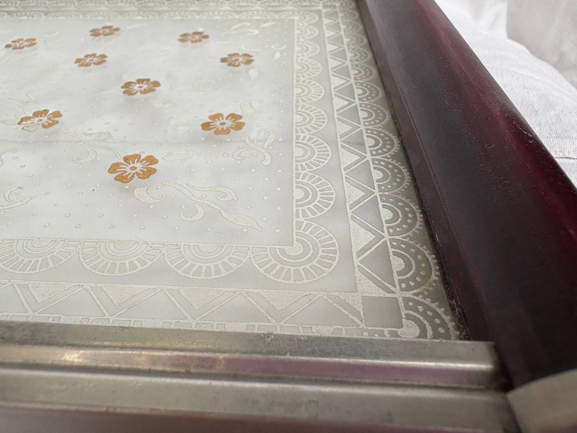 Small Art Deco tray in etched glass and chrome-plated metal – 1930s/40s