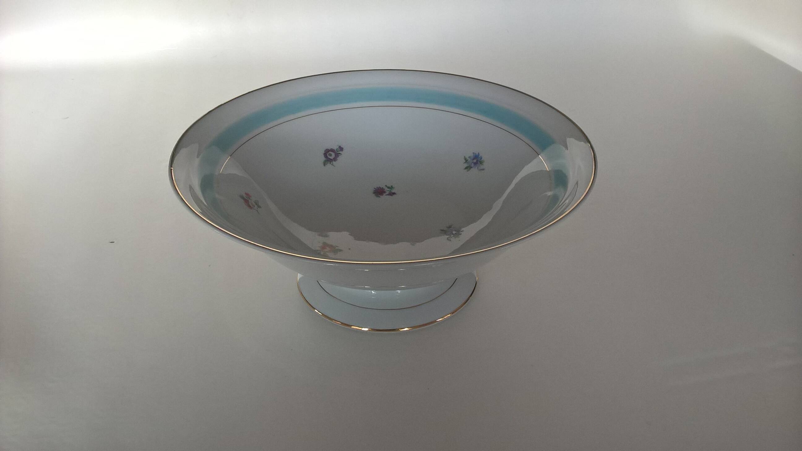 Porcelain compote bowl
