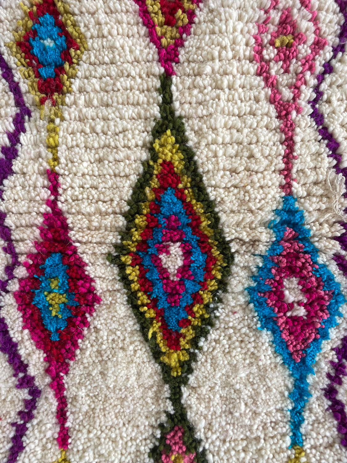 Berber carpet azilal multicolored bed descent