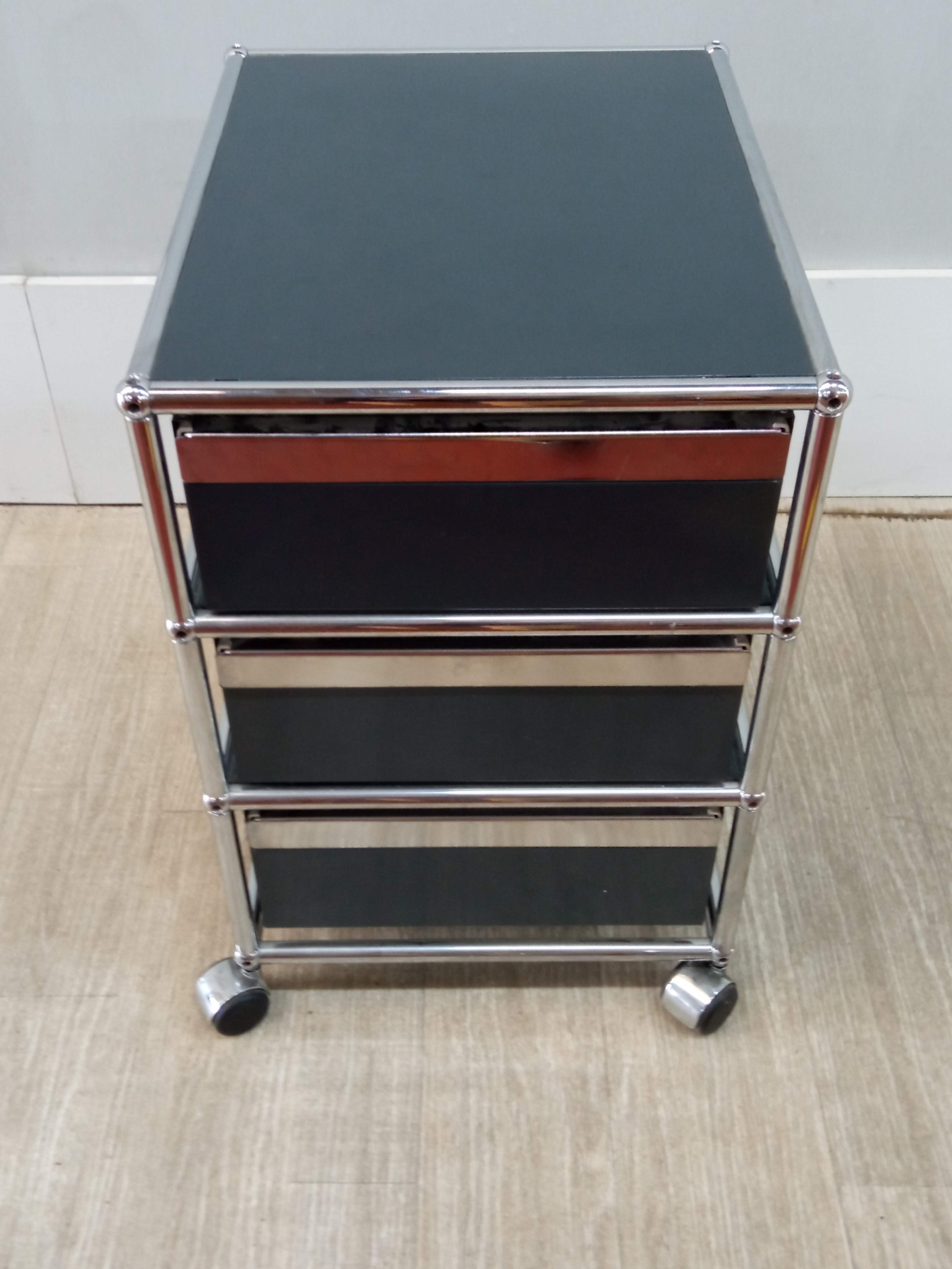 USM drawer cabinet
