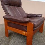 Danish armchair by Svend Skipper