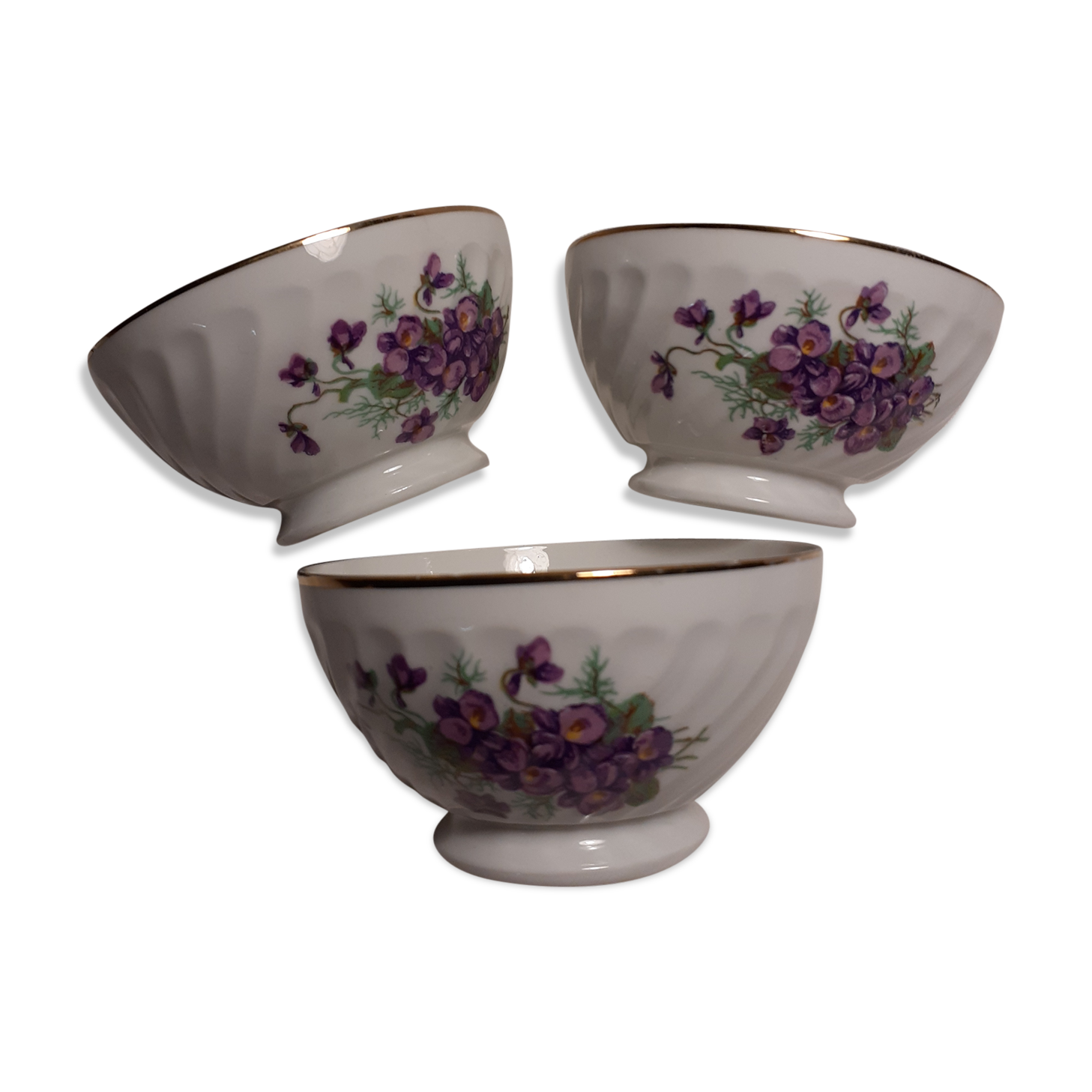 Porcelain bowls