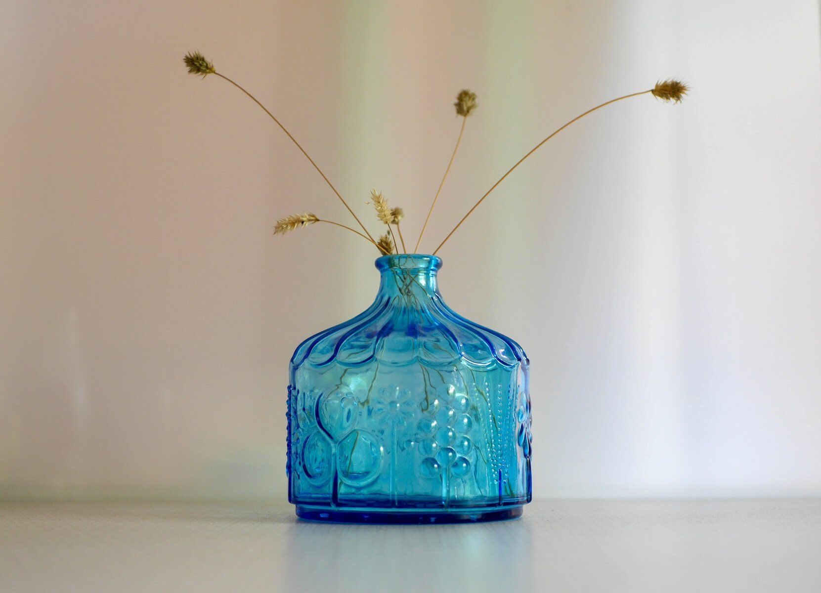 Finnish art glass Flora vase by Toikka for Nuutajärvi