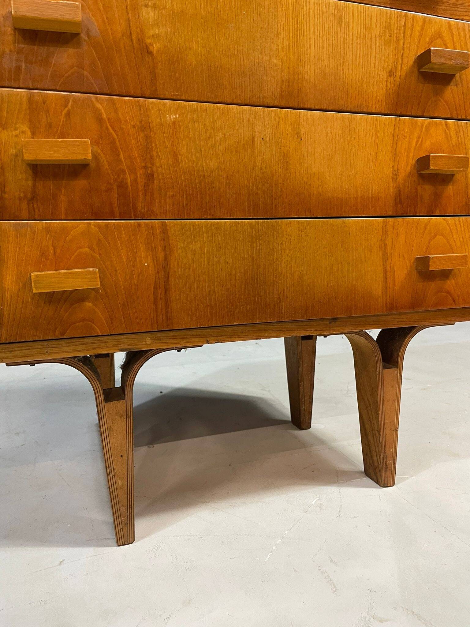 Tables de nuit vintage par Nový Domov, Tchécoslovaquie, 1970 - Set de 2