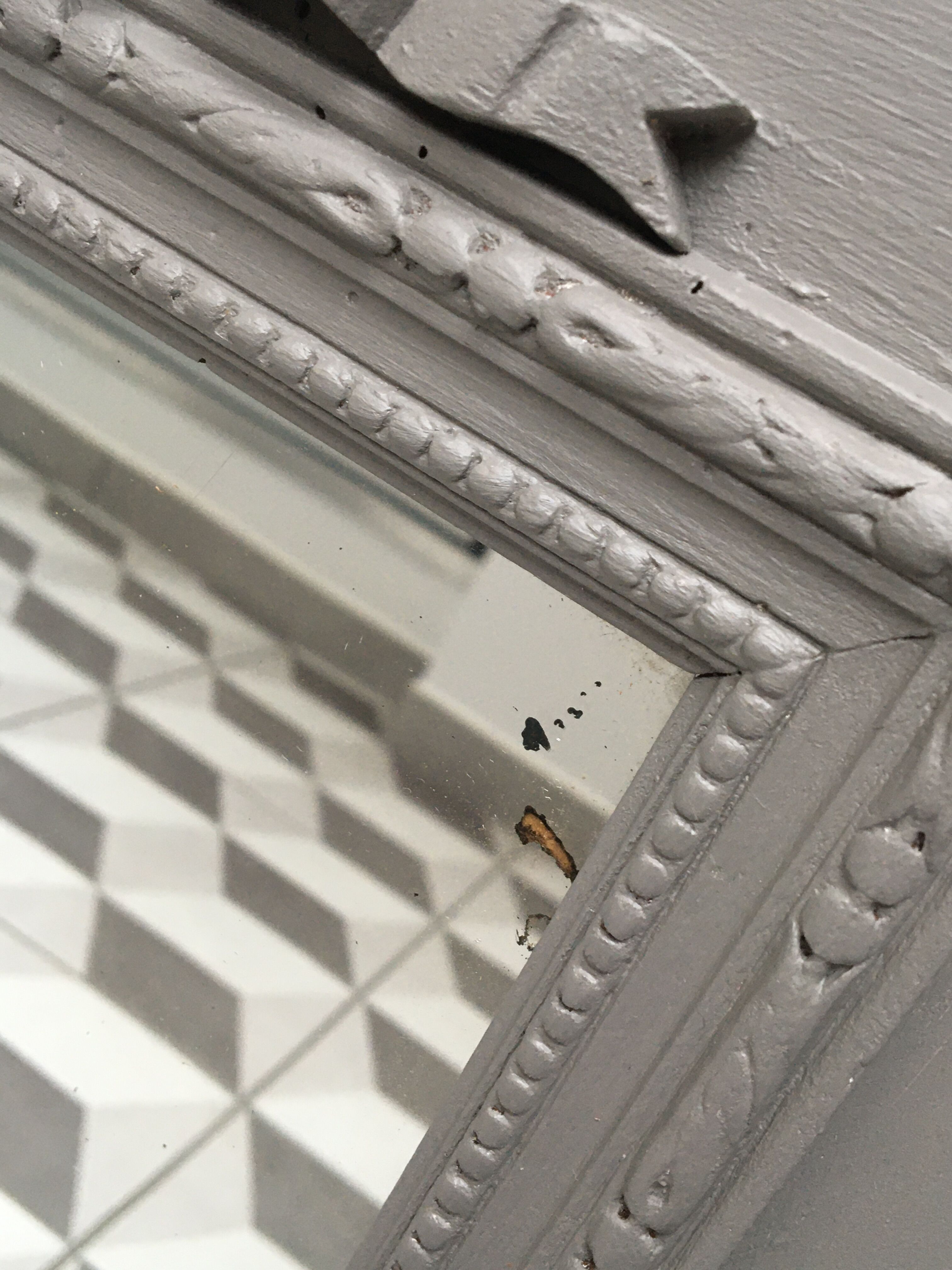 mirror knot ashy taupe louis XVI style