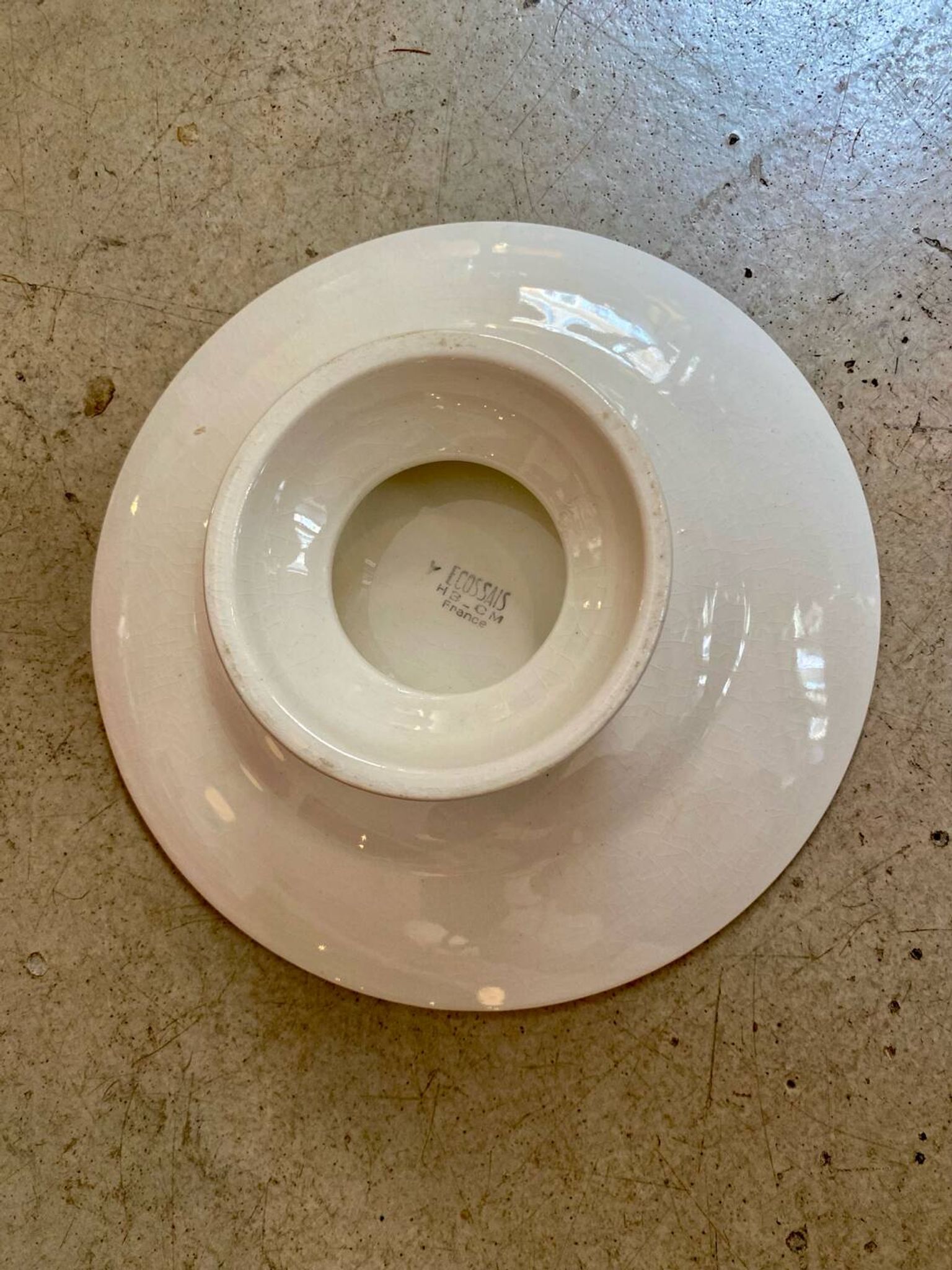 Set of porcelain dishes