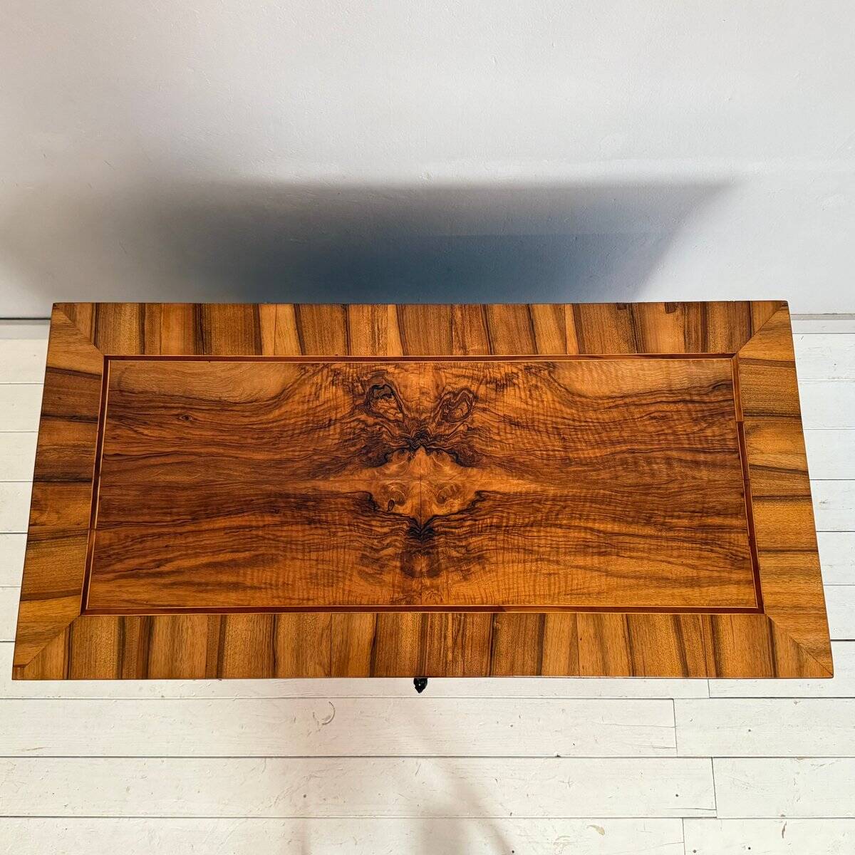 Louis XVI German Walnut Commode with Geometric Inlays, 1780