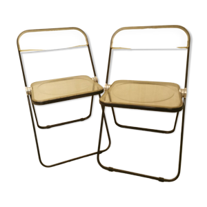chaises pliante en plexiglass
