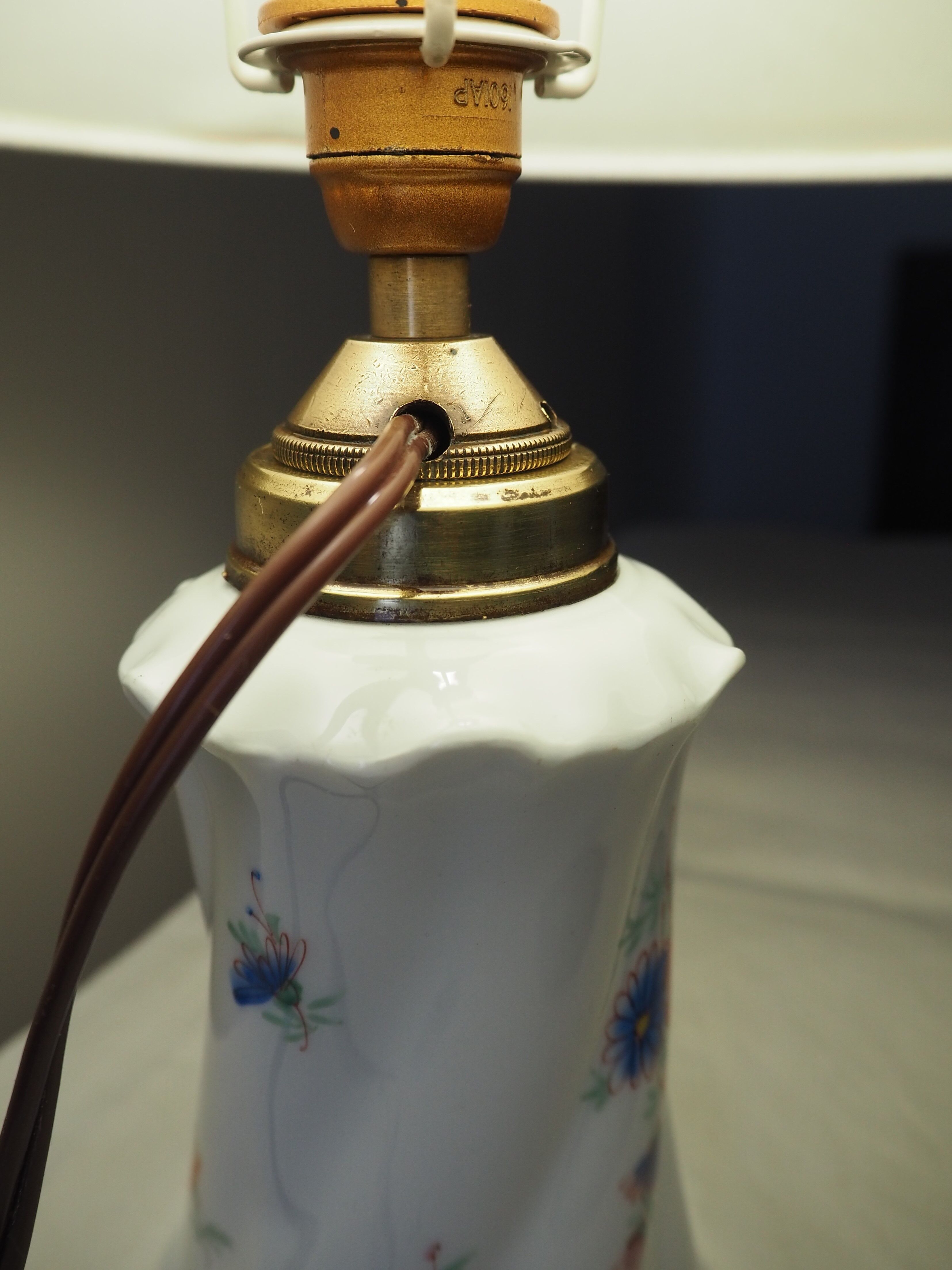 Table lamp in earthenware
