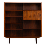 Rosewood library designed by Danish designers with doors by Hundevad & Co, 1960s.