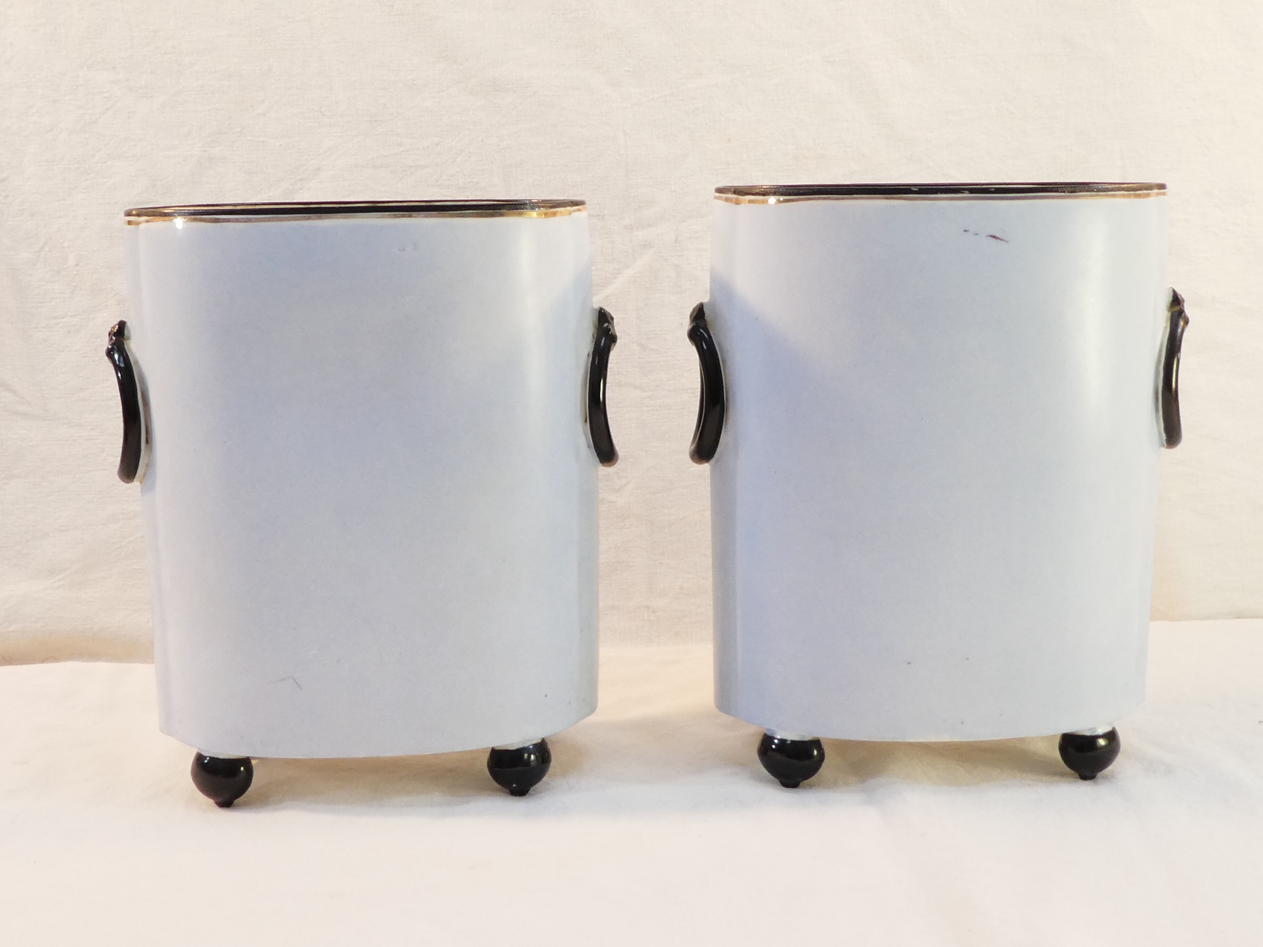 Pair of porcelain bird vase from Limoges william guerin