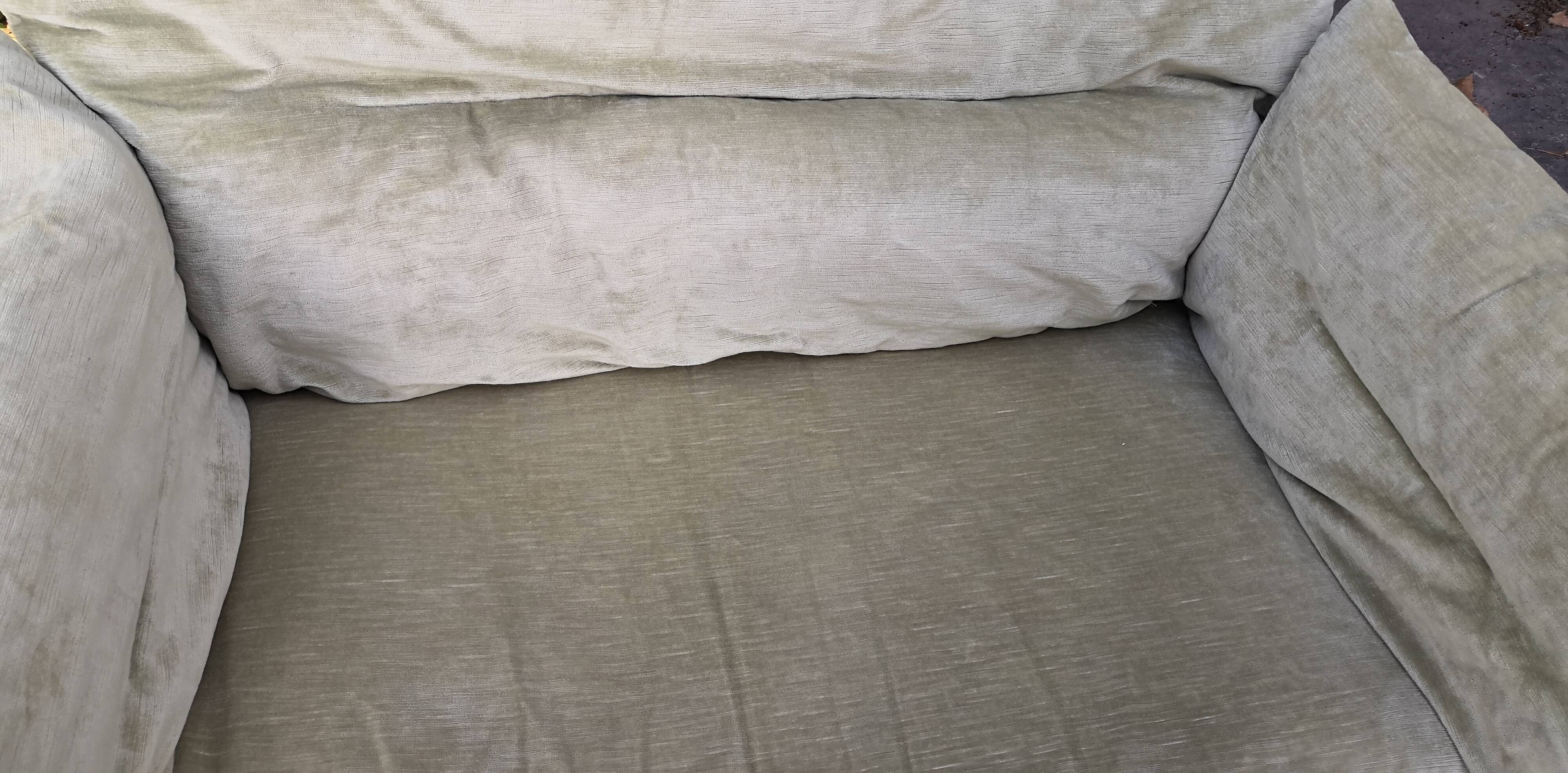 Vintage velvet sofa 70s roset