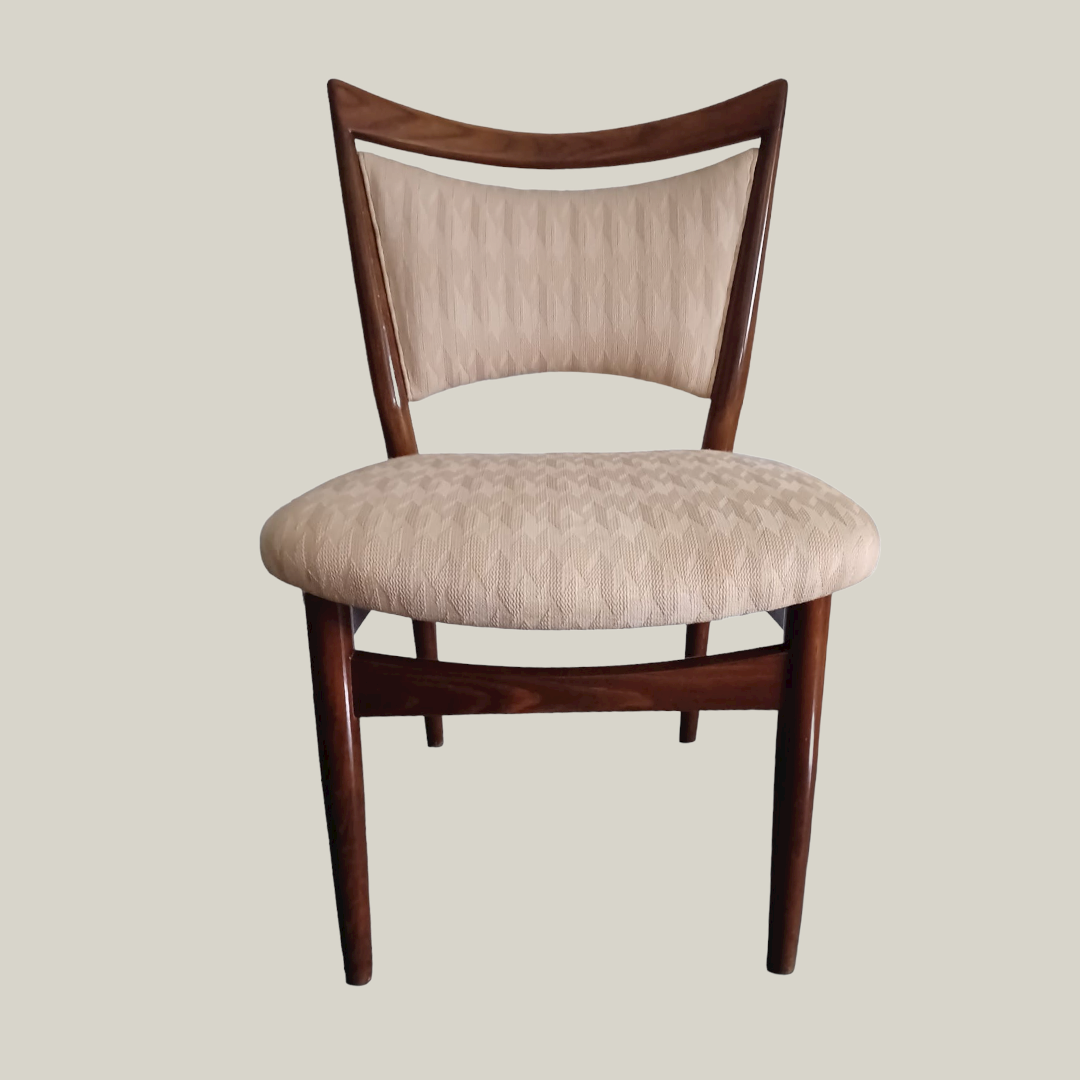 Model ‘SW87’ Finn Juhl for Søren Willadsen 4 dining chairs 1950’S