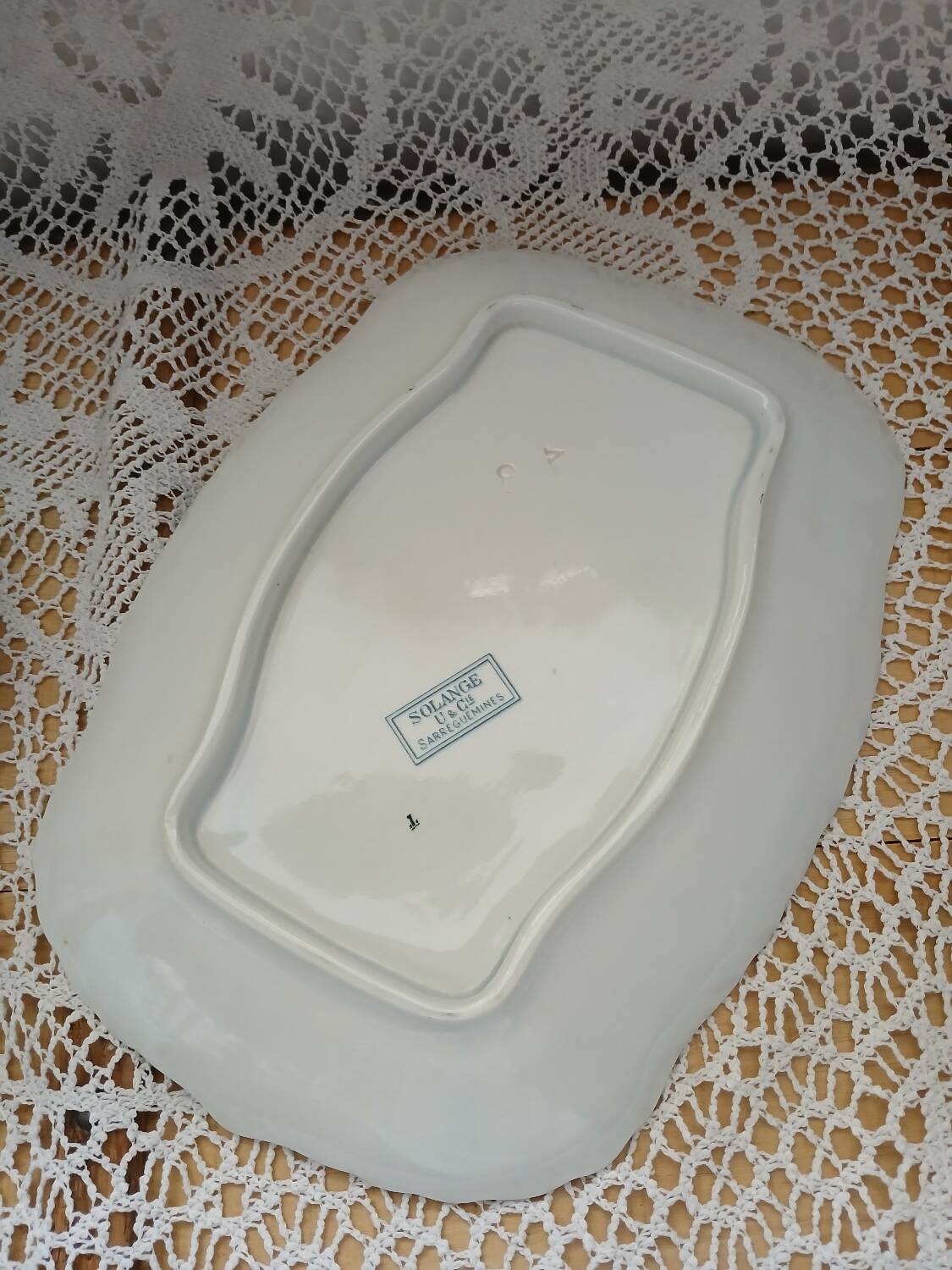 2 antique ironstone dishes